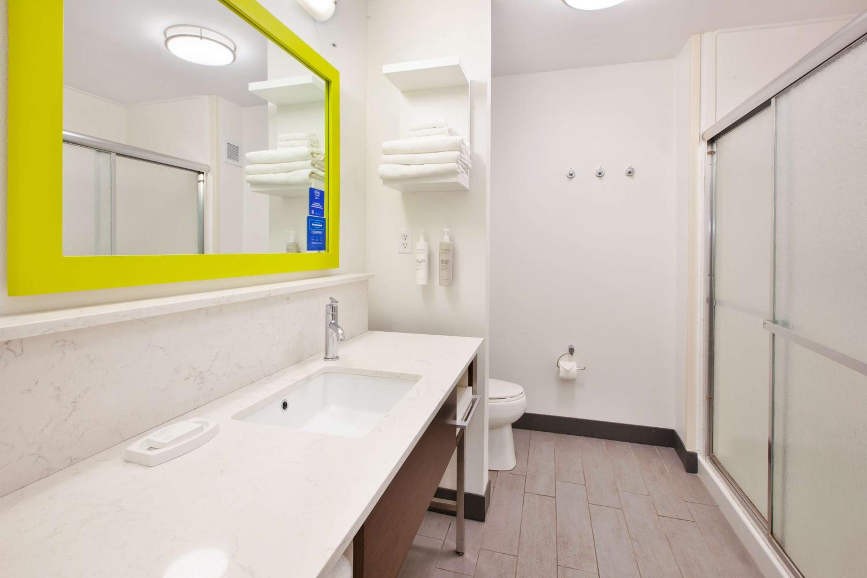 Hampton Inn Clarion - Property Image 11