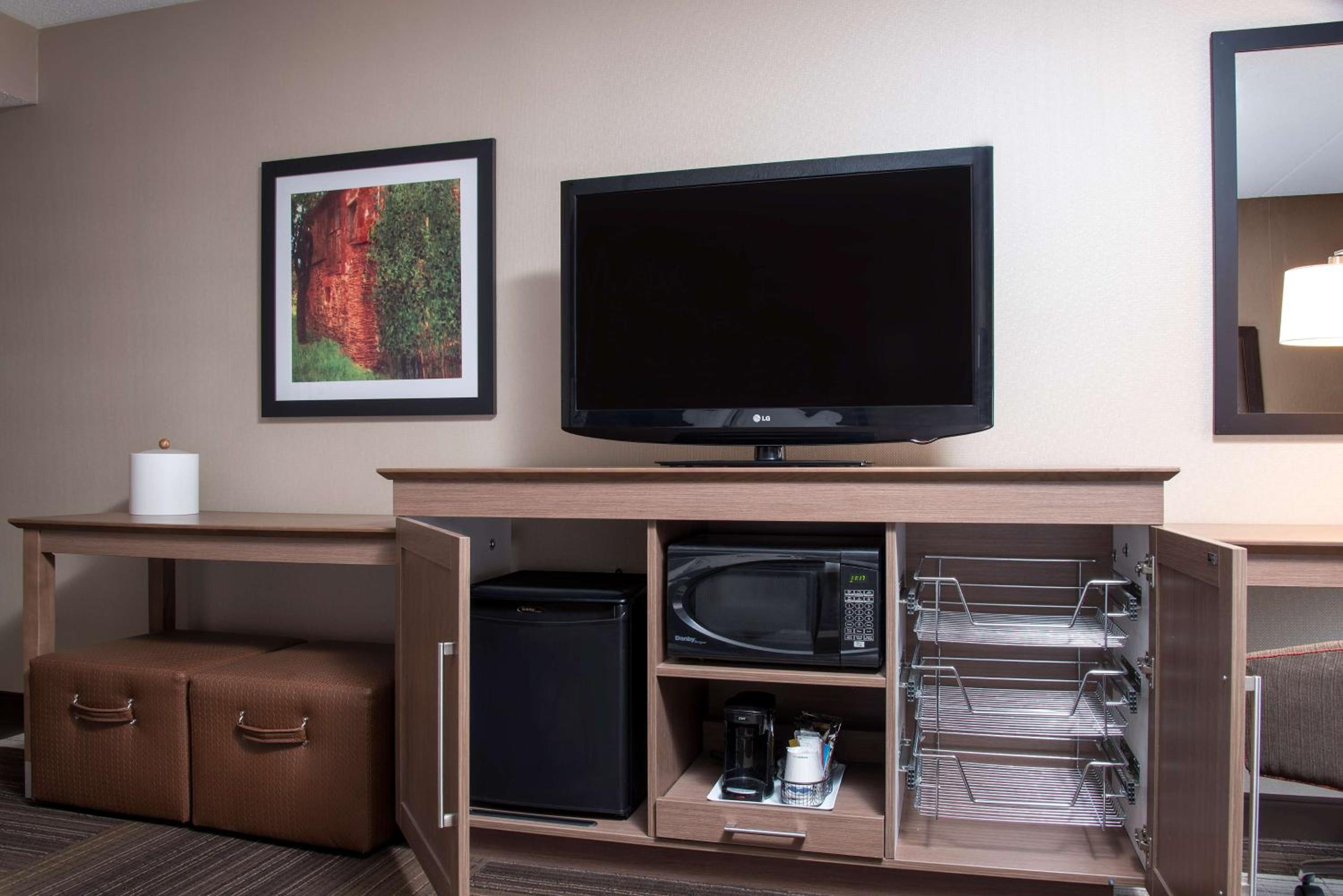 Seymour Vacations - Hampton Inn Seymour - Property Image 20
