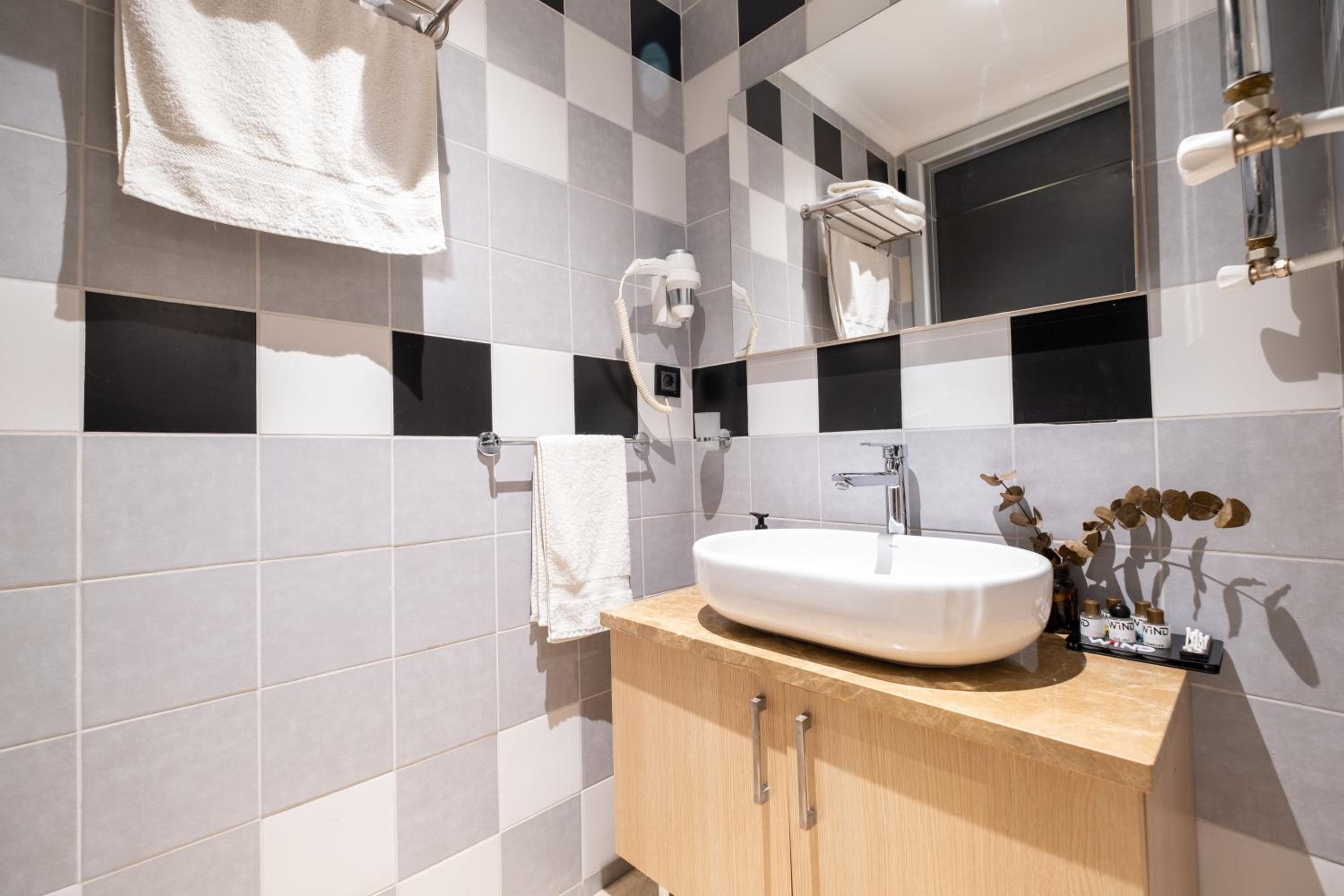 Wind Suit - Image 17