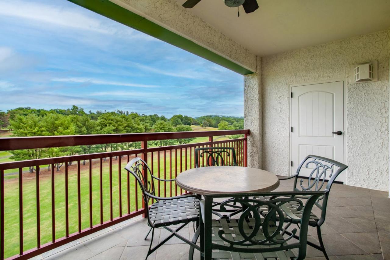 Cityscape Condo Fireplace Community Amenities view 4