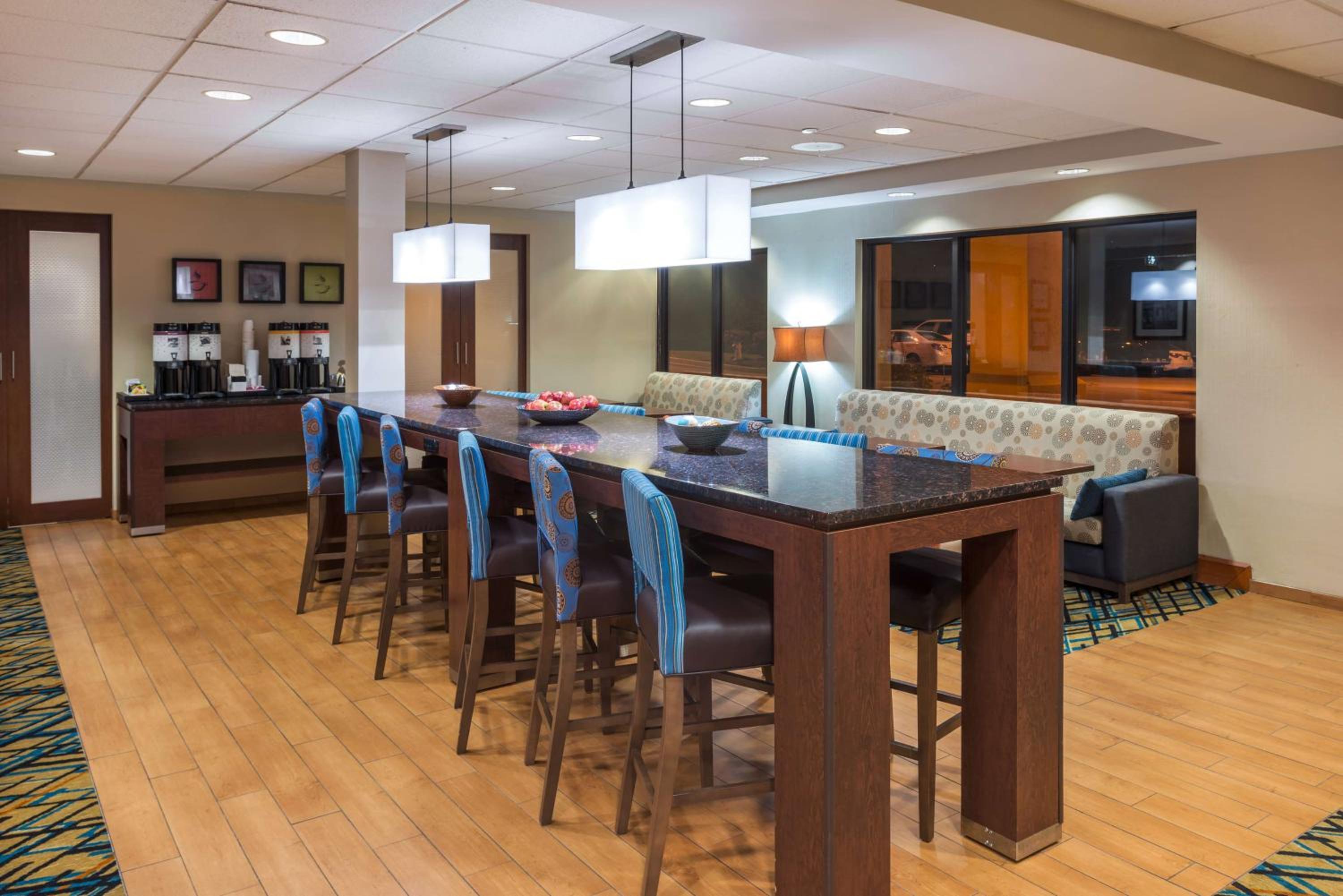 Columbia Vacations - Hampton Inn Columbia - Property Image 29