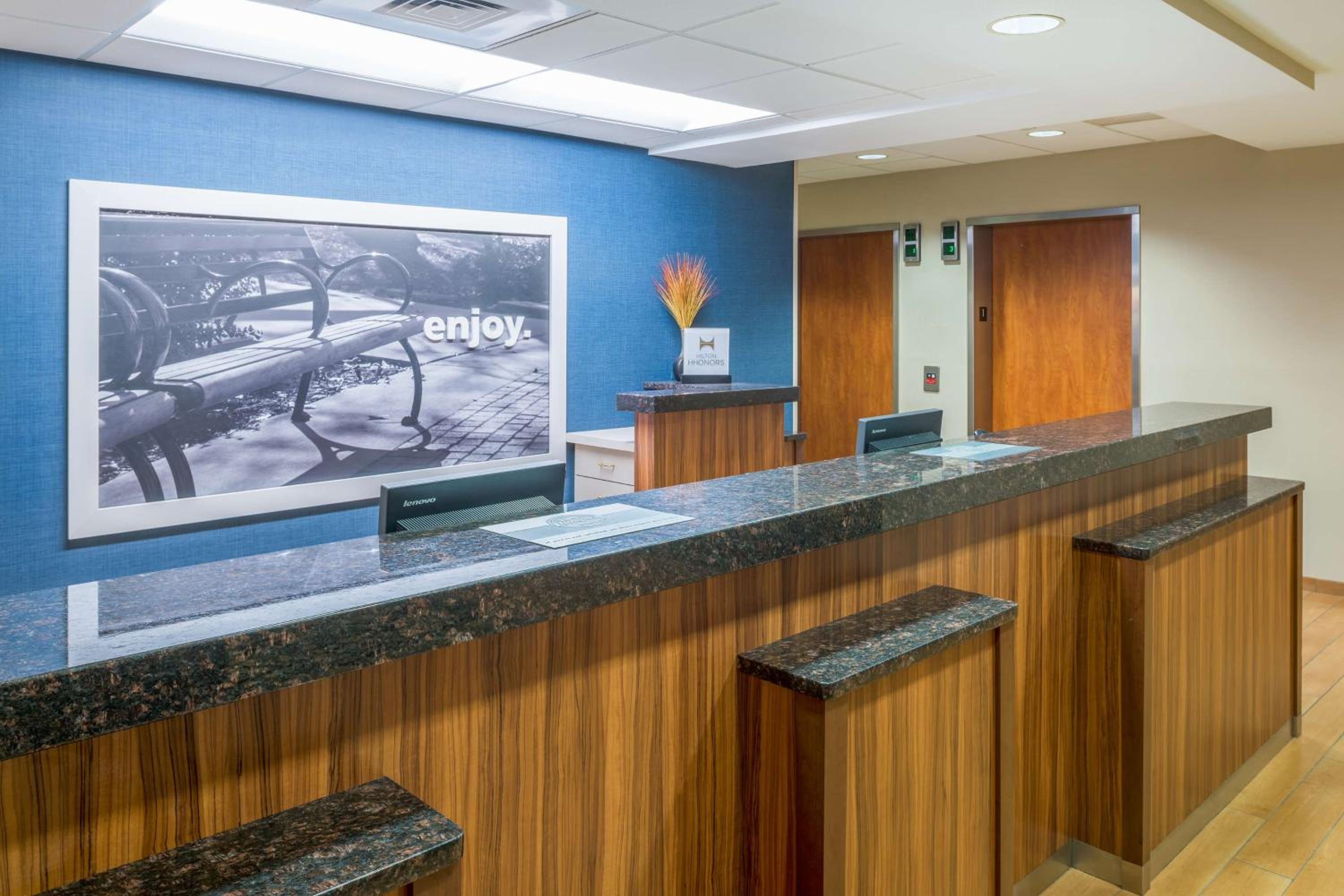 Columbia Vacations - Hampton Inn Columbia - Property Image 30