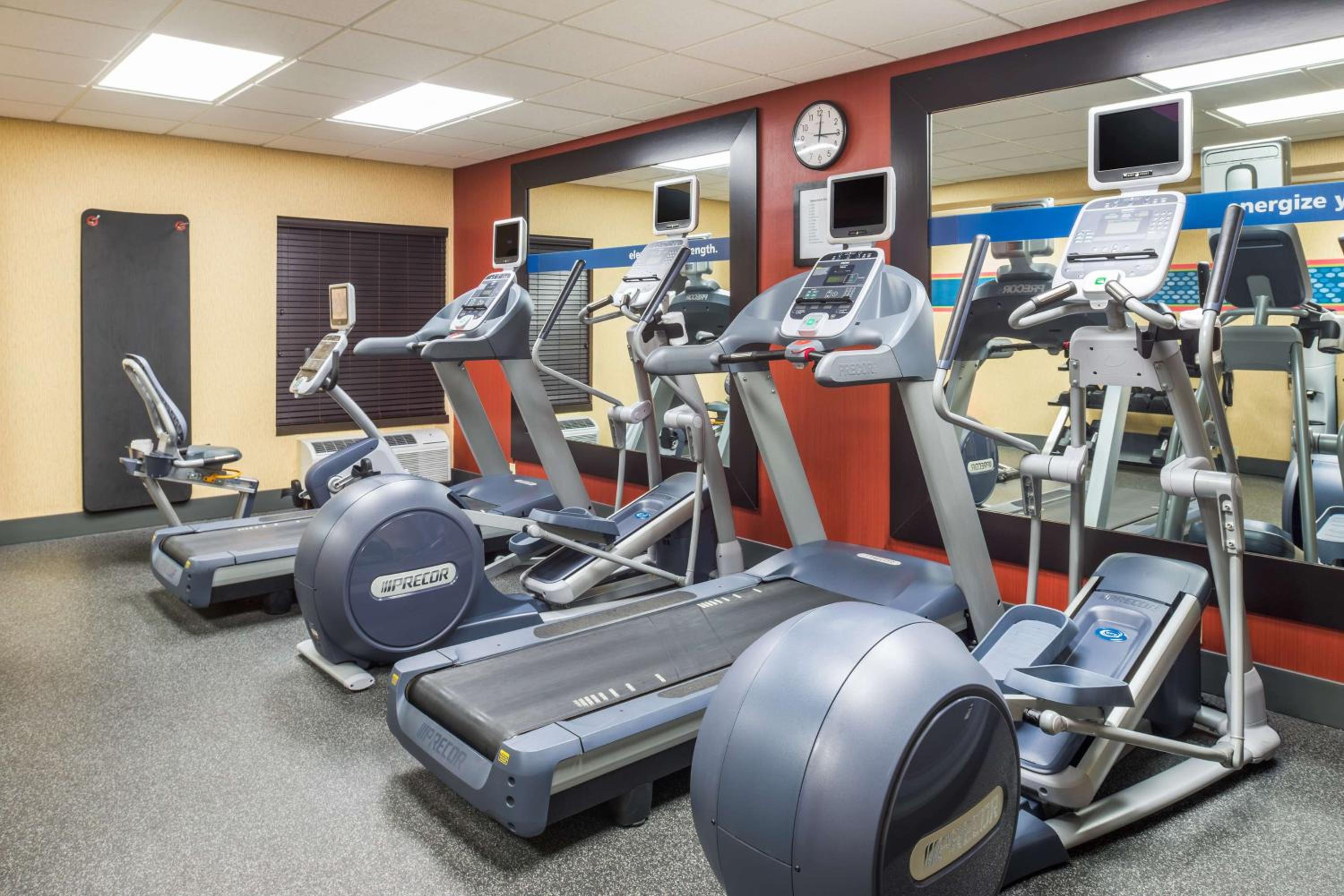 Columbia Vacations - Hampton Inn Columbia - Property Image 36