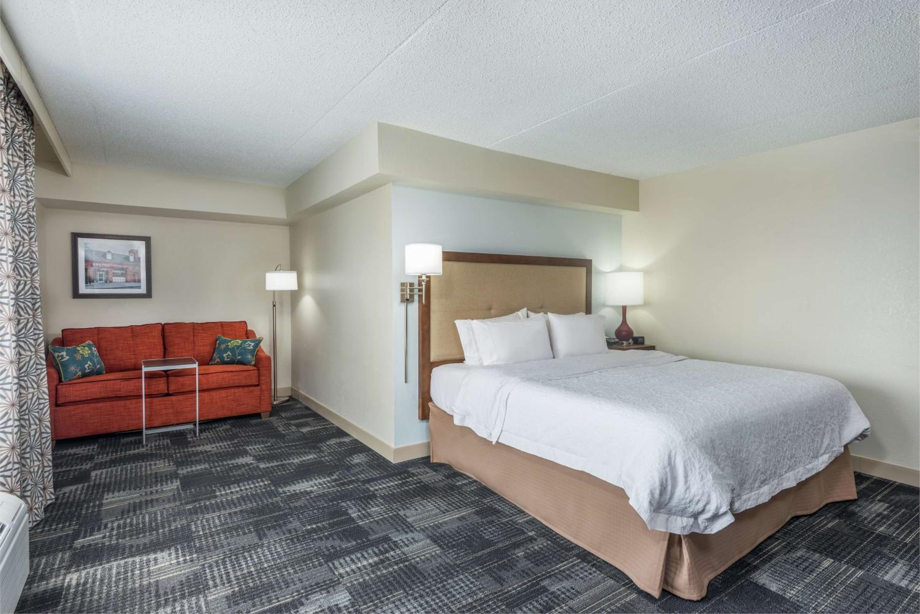Columbia Vacations - Hampton Inn Columbia - Property Image 2