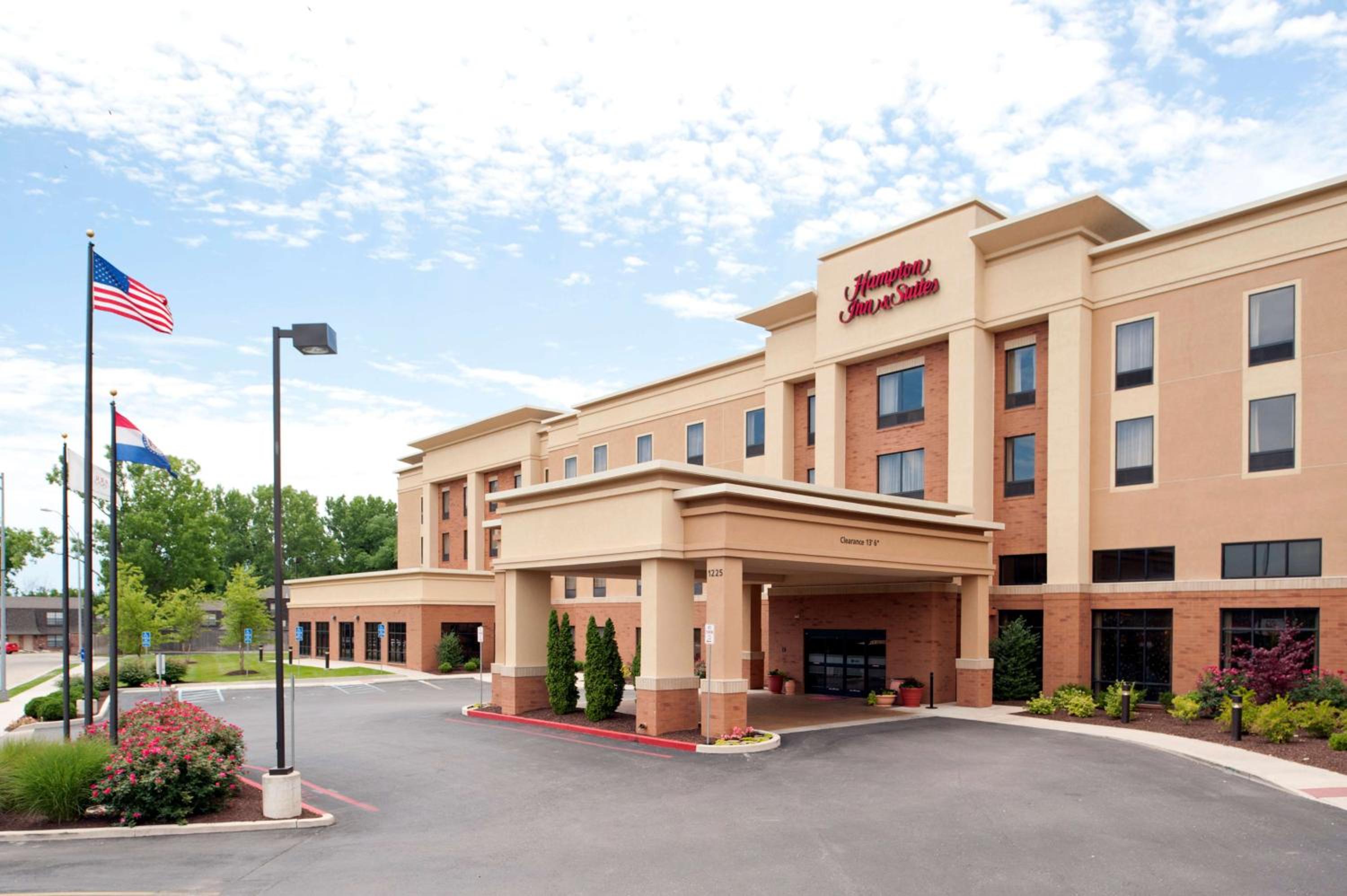 Hotel Hampton Inn & Suites Columbia at the University of Missouri - Image 1