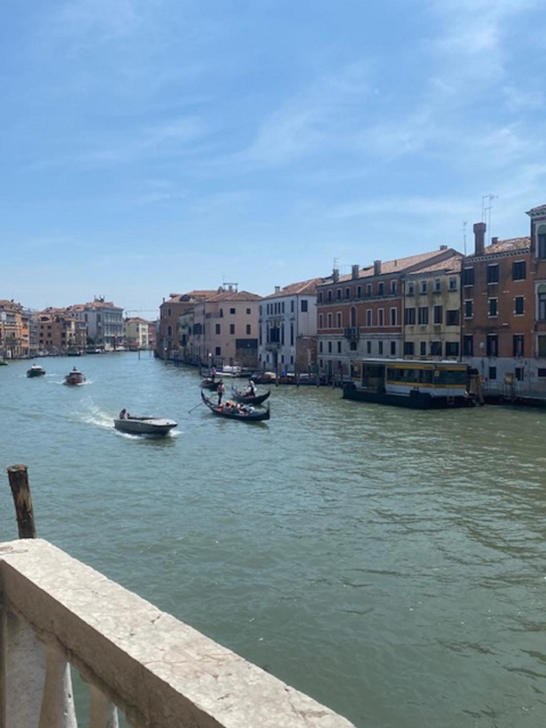 Palace Canal View by Wonderful Italy