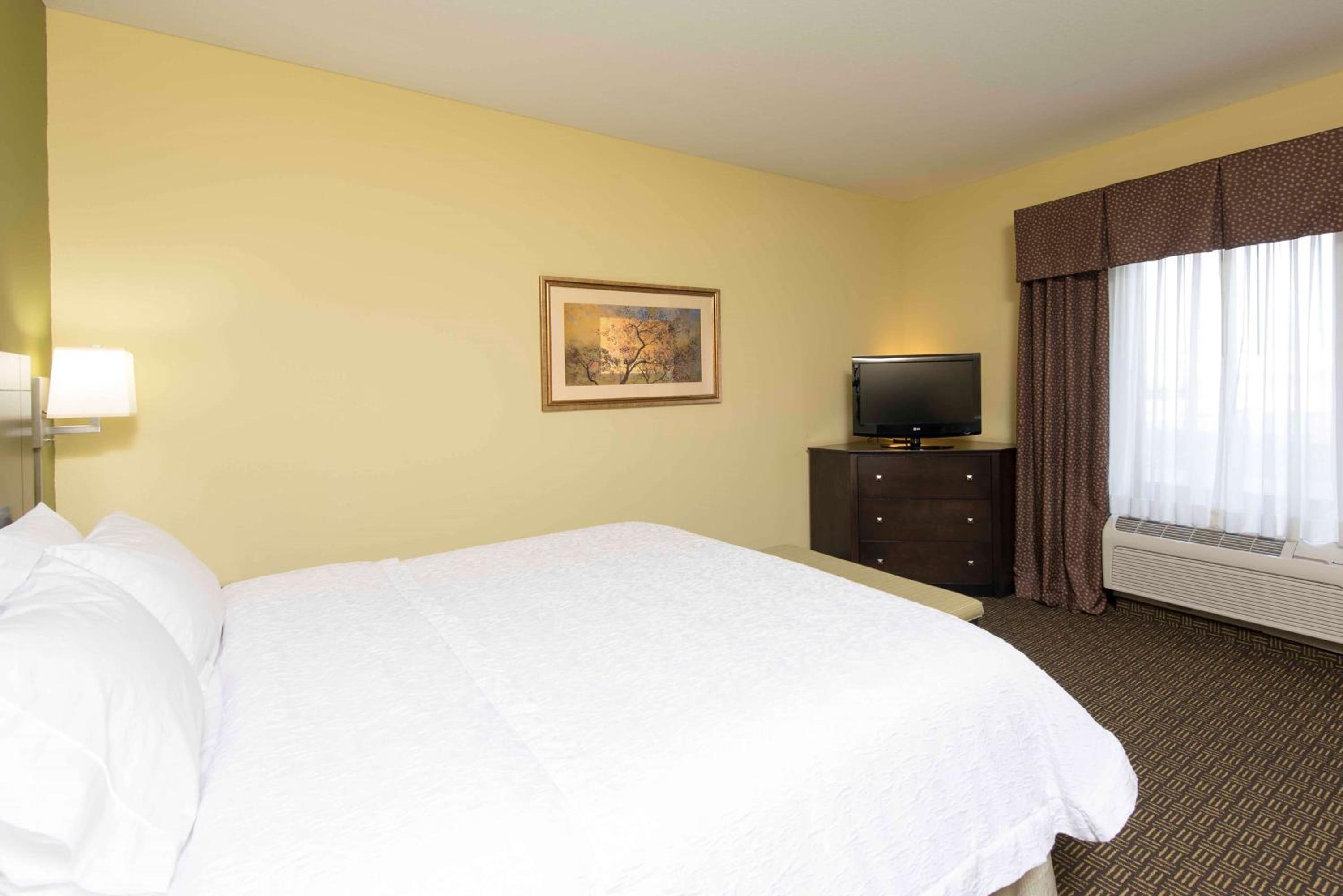 Danville Vacations - Hampton Inn  Suites Danville - Property Image 20