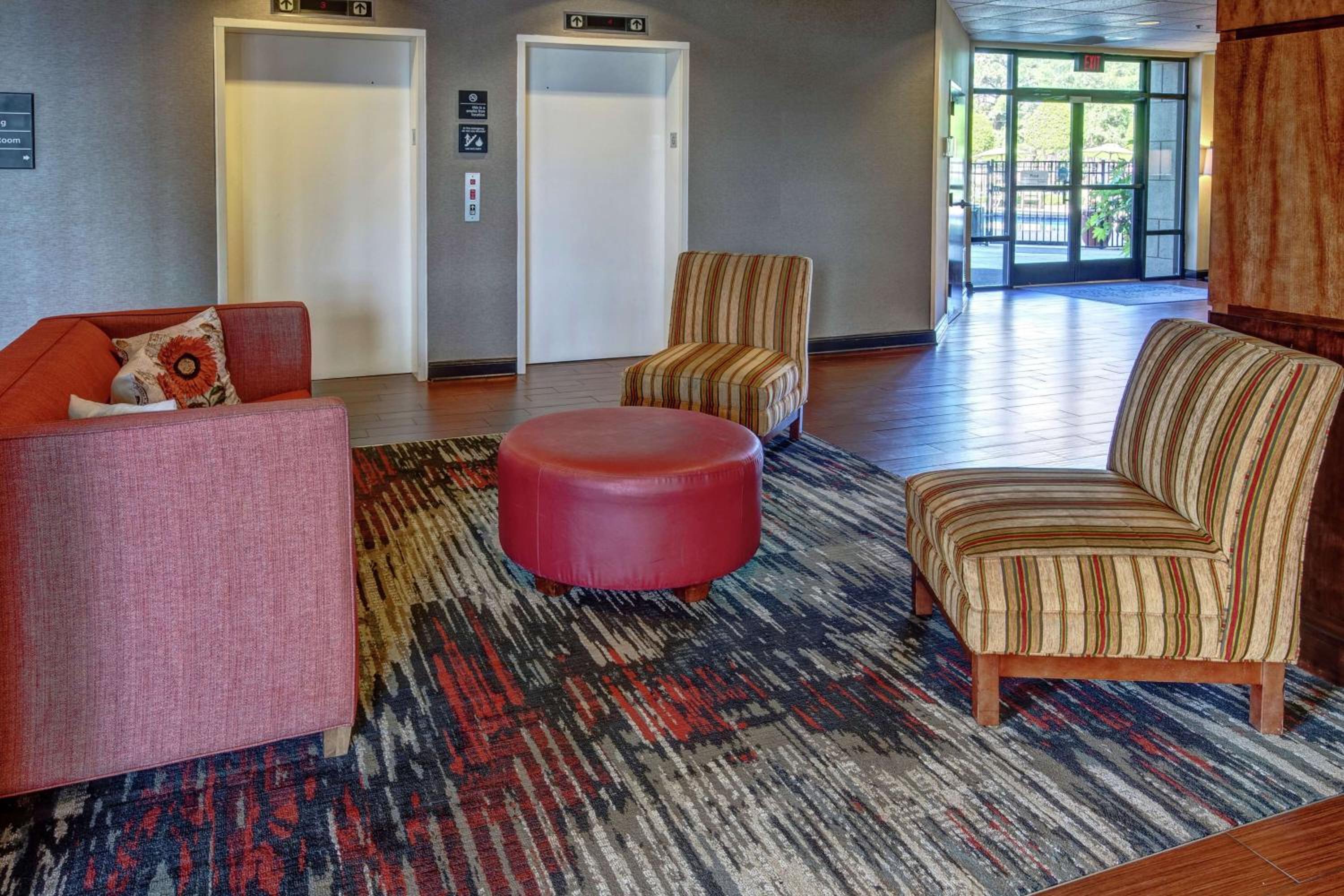 Elizabeth City Vacations - Hampton Inn Elizabeth City - Property Image 4
