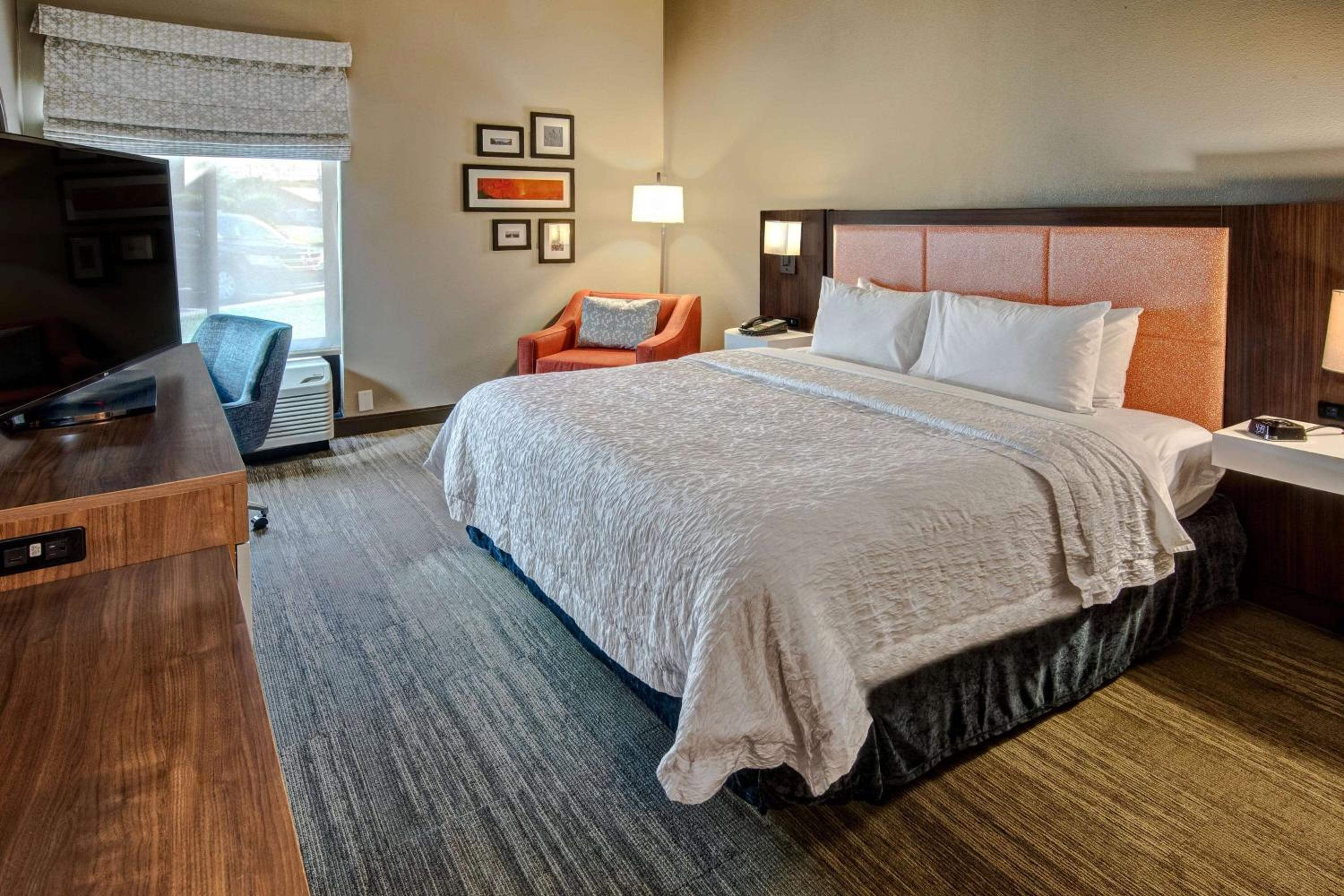 Elizabeth City Vacations - Hampton Inn Elizabeth City - Property Image 9