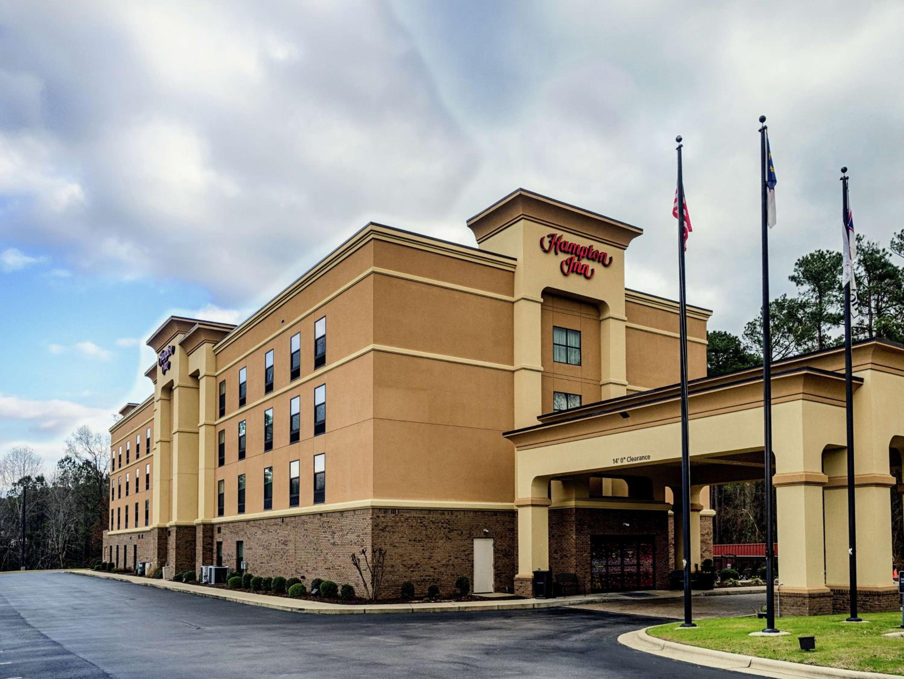 Spring Lake Vacations - Hampton Inn Spring Lake Fayetteville - Property Image 17