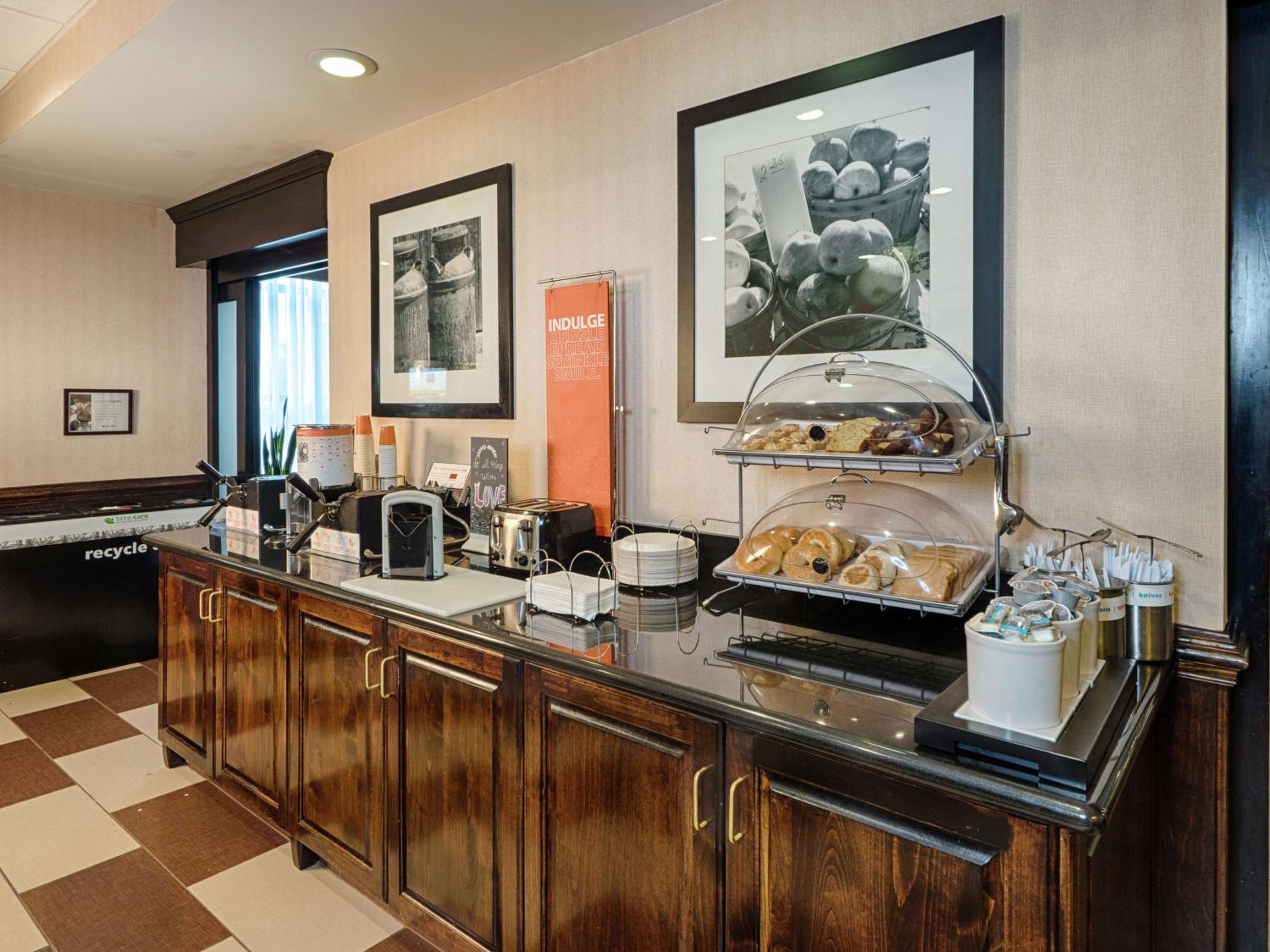 Spring Lake Vacations - Hampton Inn Spring Lake Fayetteville - Property Image 5