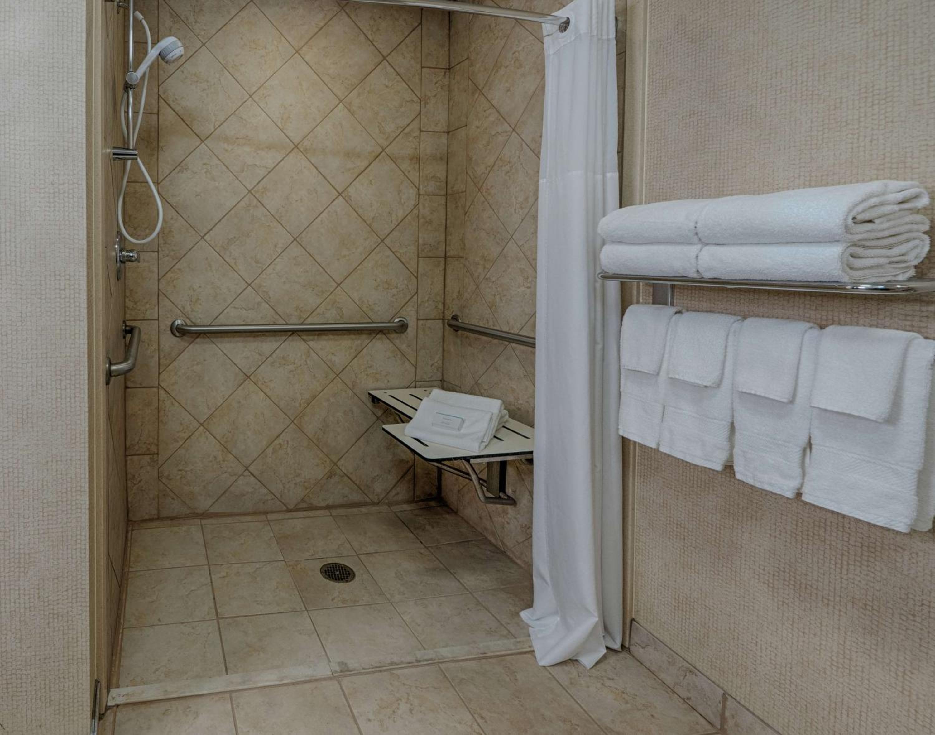 Spring Lake Vacations - Hampton Inn Spring Lake Fayetteville - Property Image 55