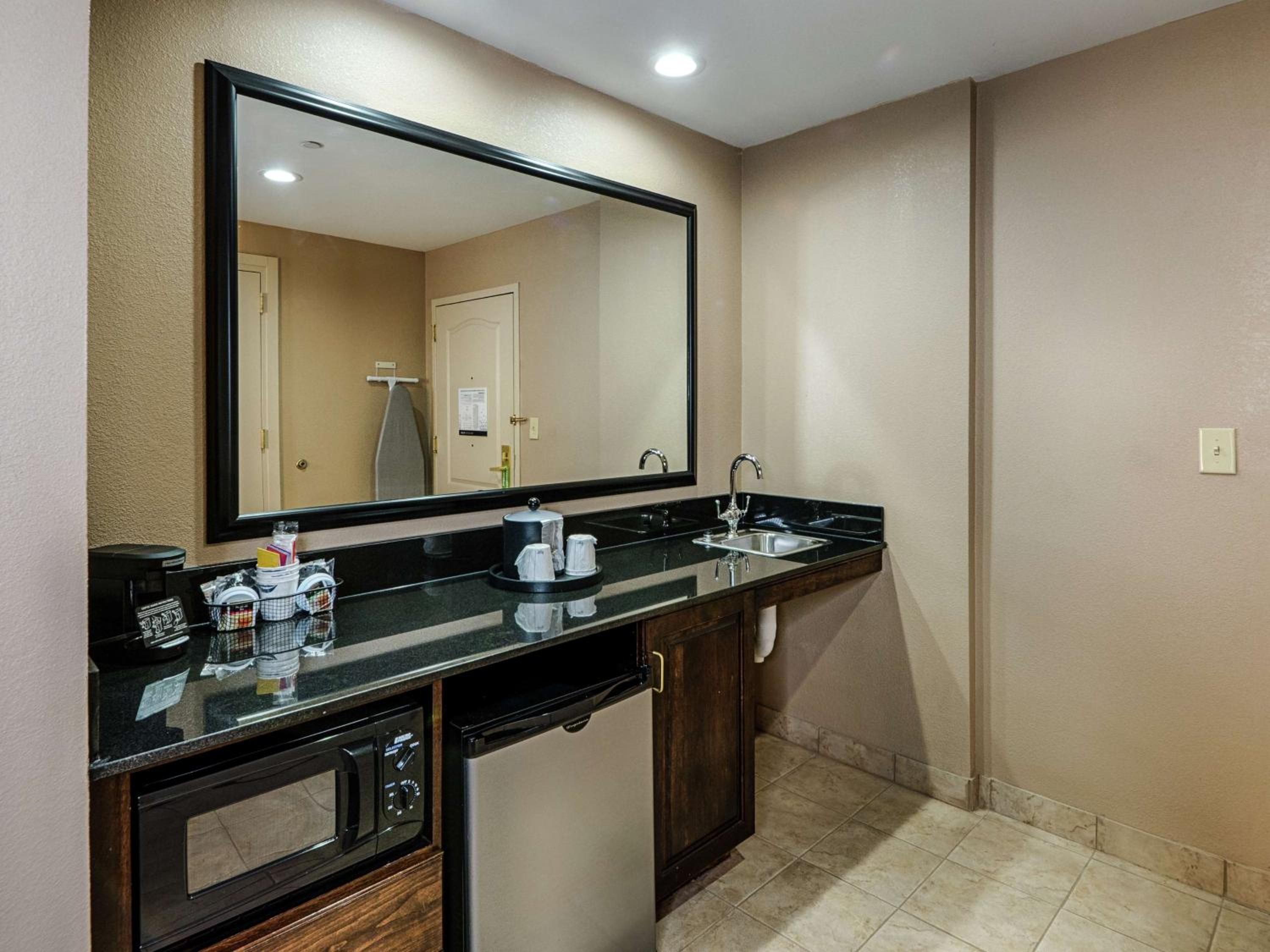 Spring Lake Vacations - Hampton Inn Spring Lake Fayetteville - Property Image 81