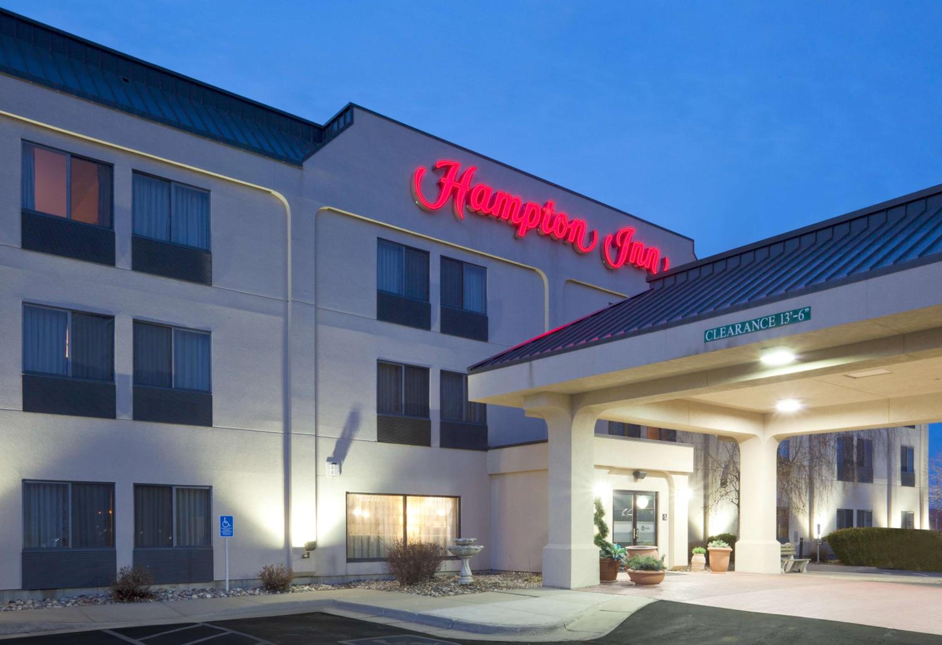 Hotel Hampton Inn North Sioux City - Image 1
