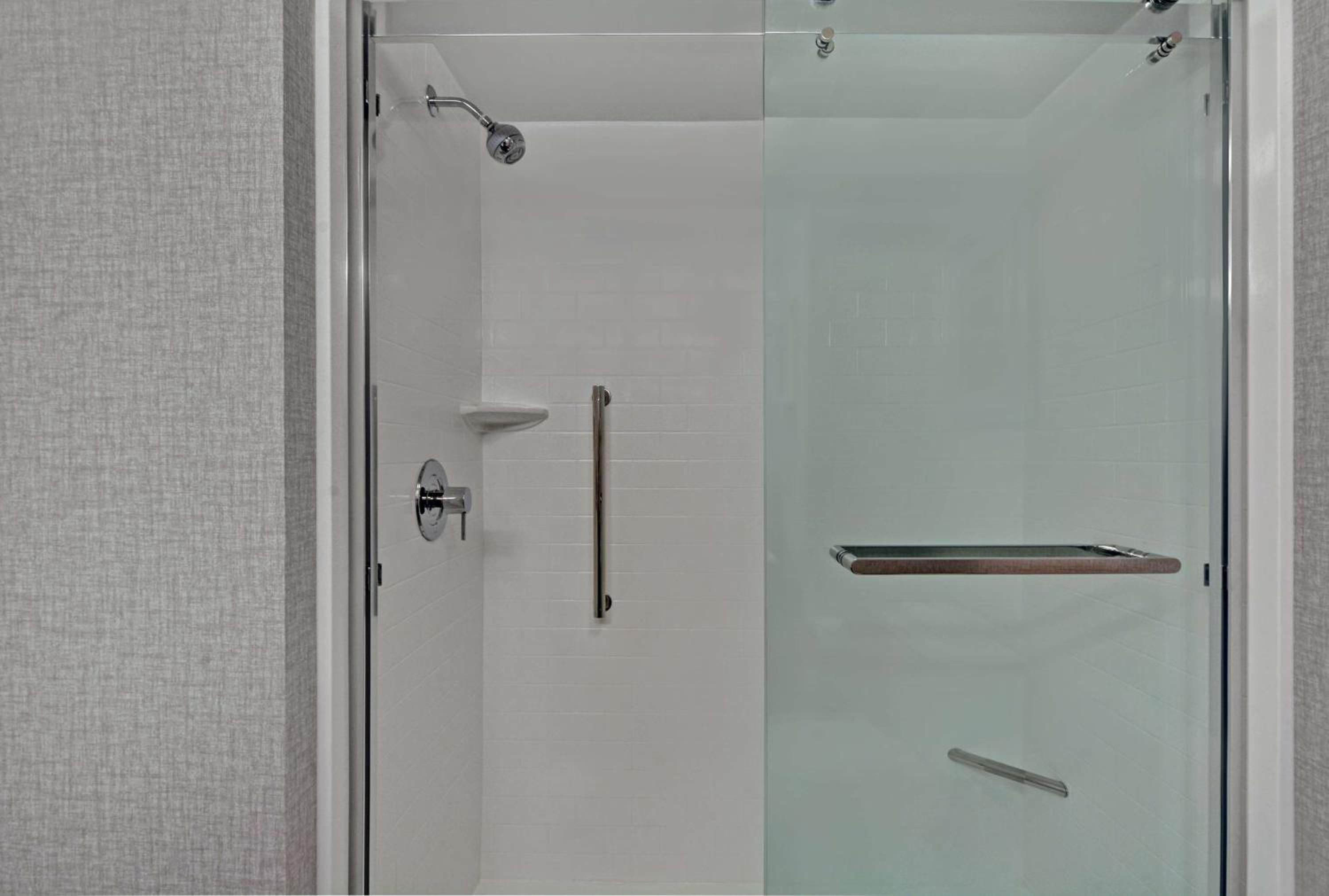Hampton Inn Gallatin - Property Image 8