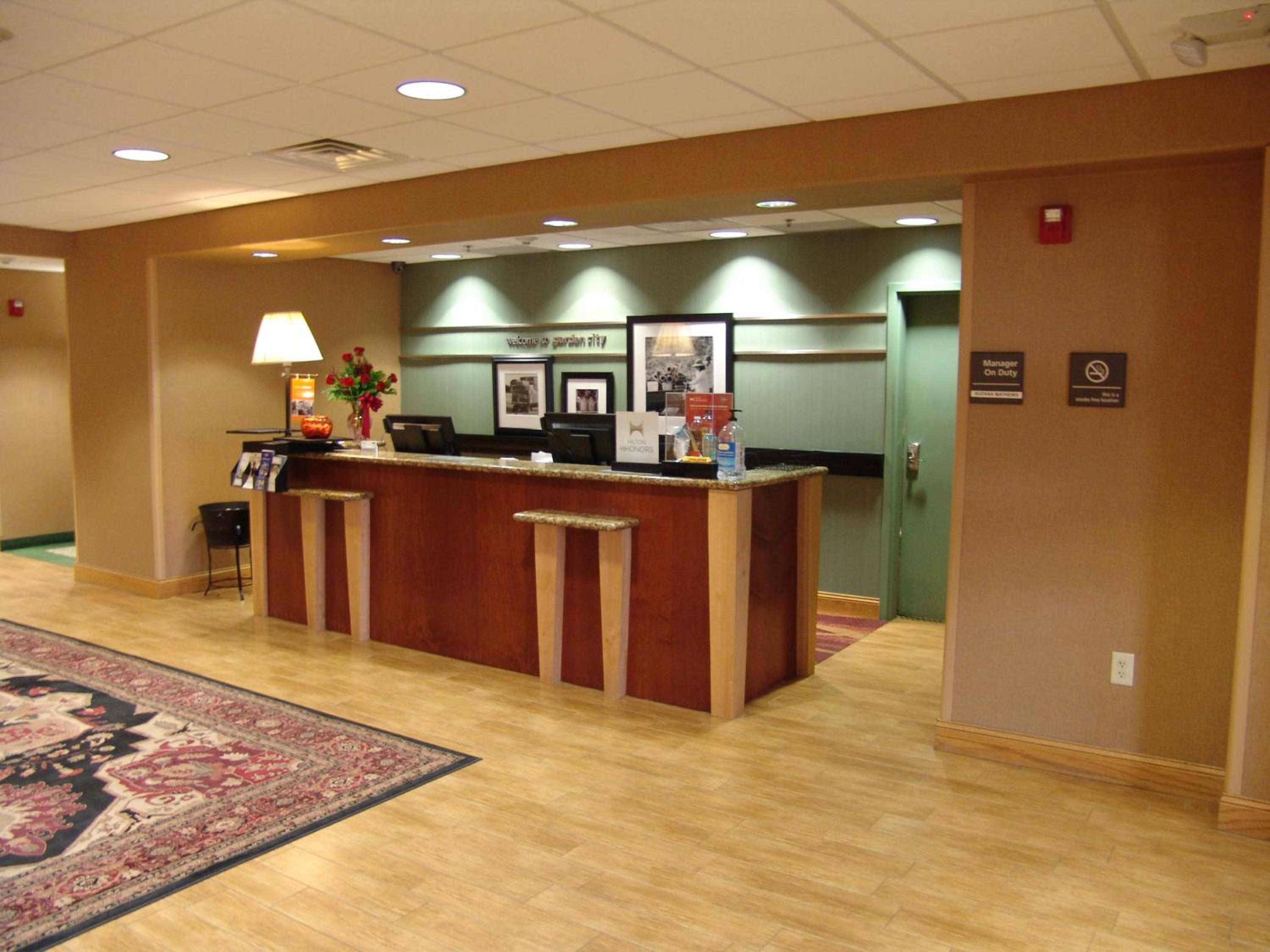 Garden City Vacations - Hampton Inn Garden City - Property Image 4