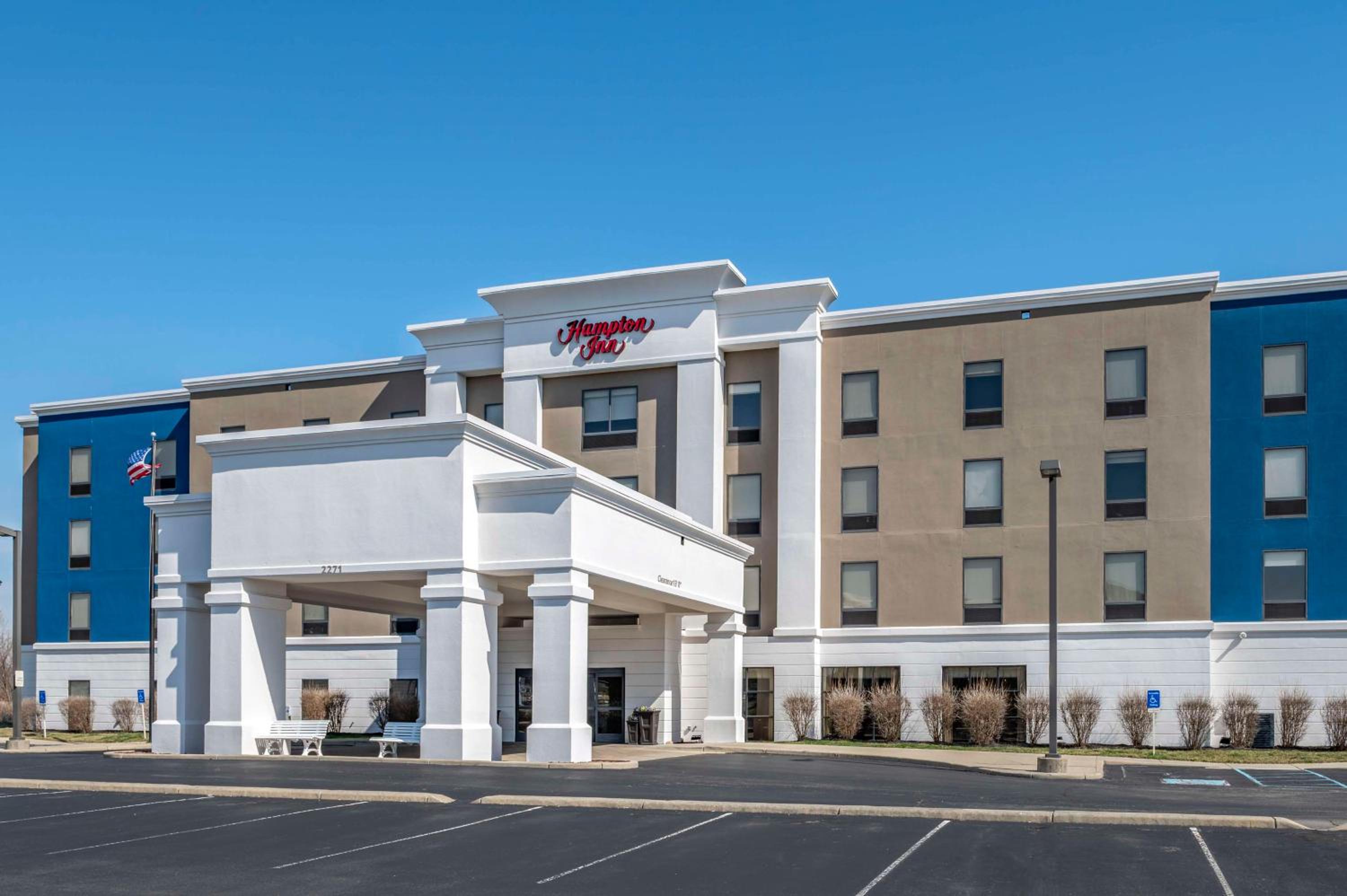 Hampton Inn Greenfield - Property Image 34