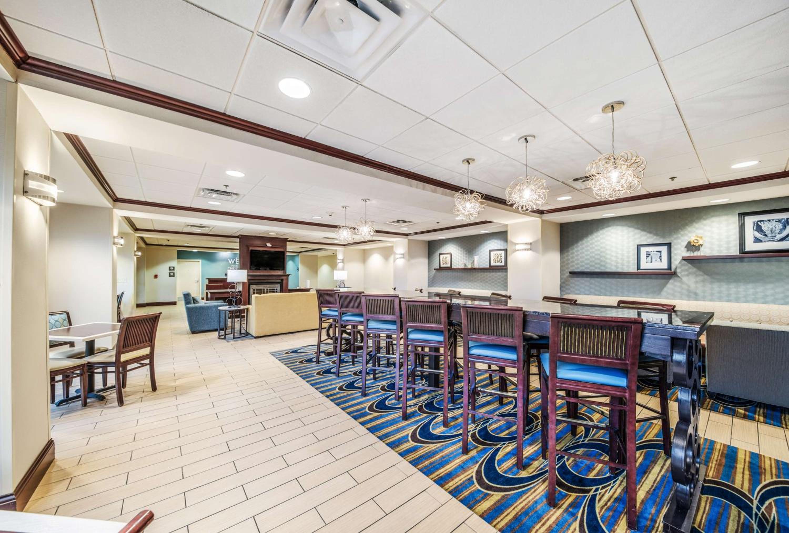 Hampton Inn Greenfield - Property Image 30
