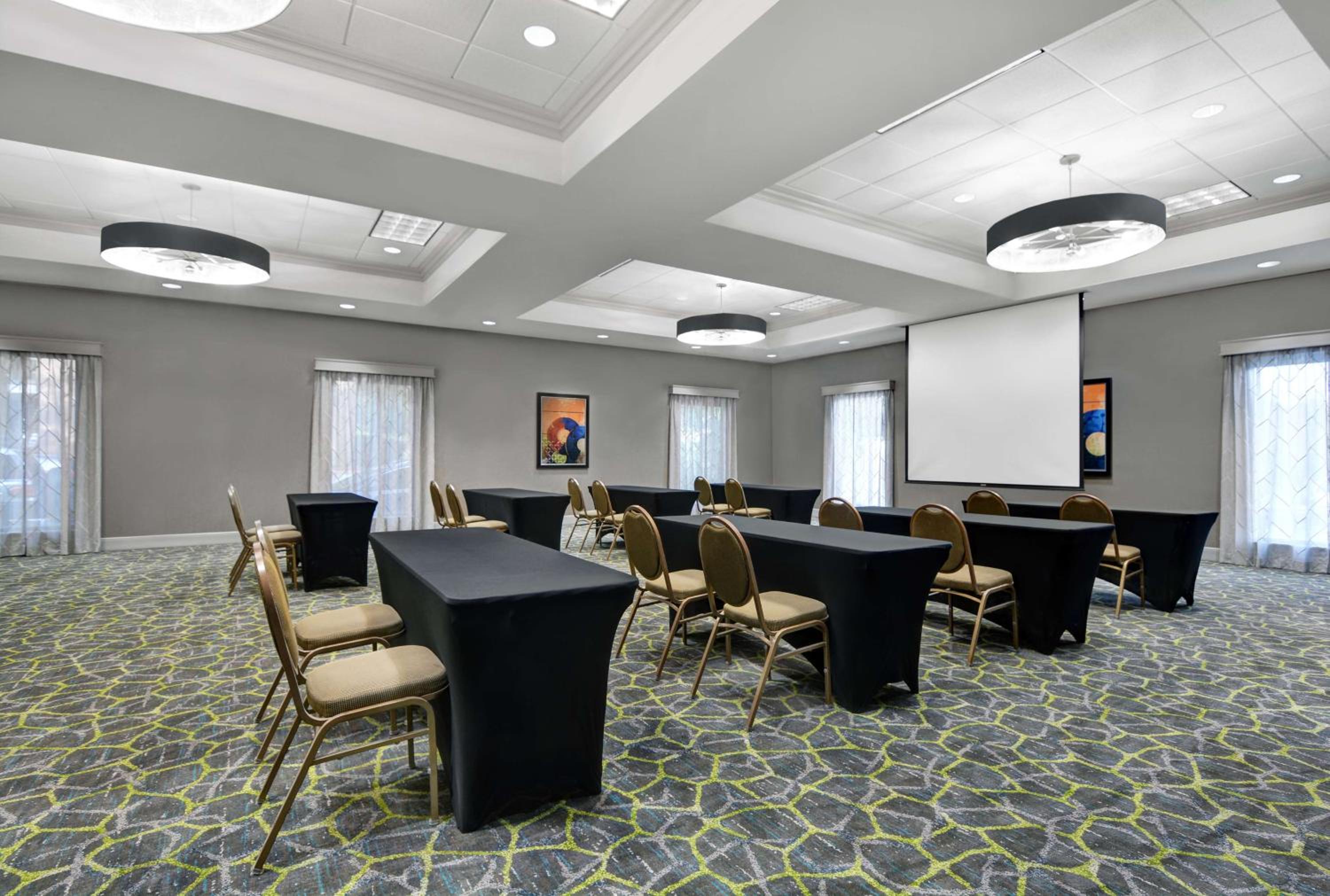 Hampton Inn Gallatin - Property Image 42