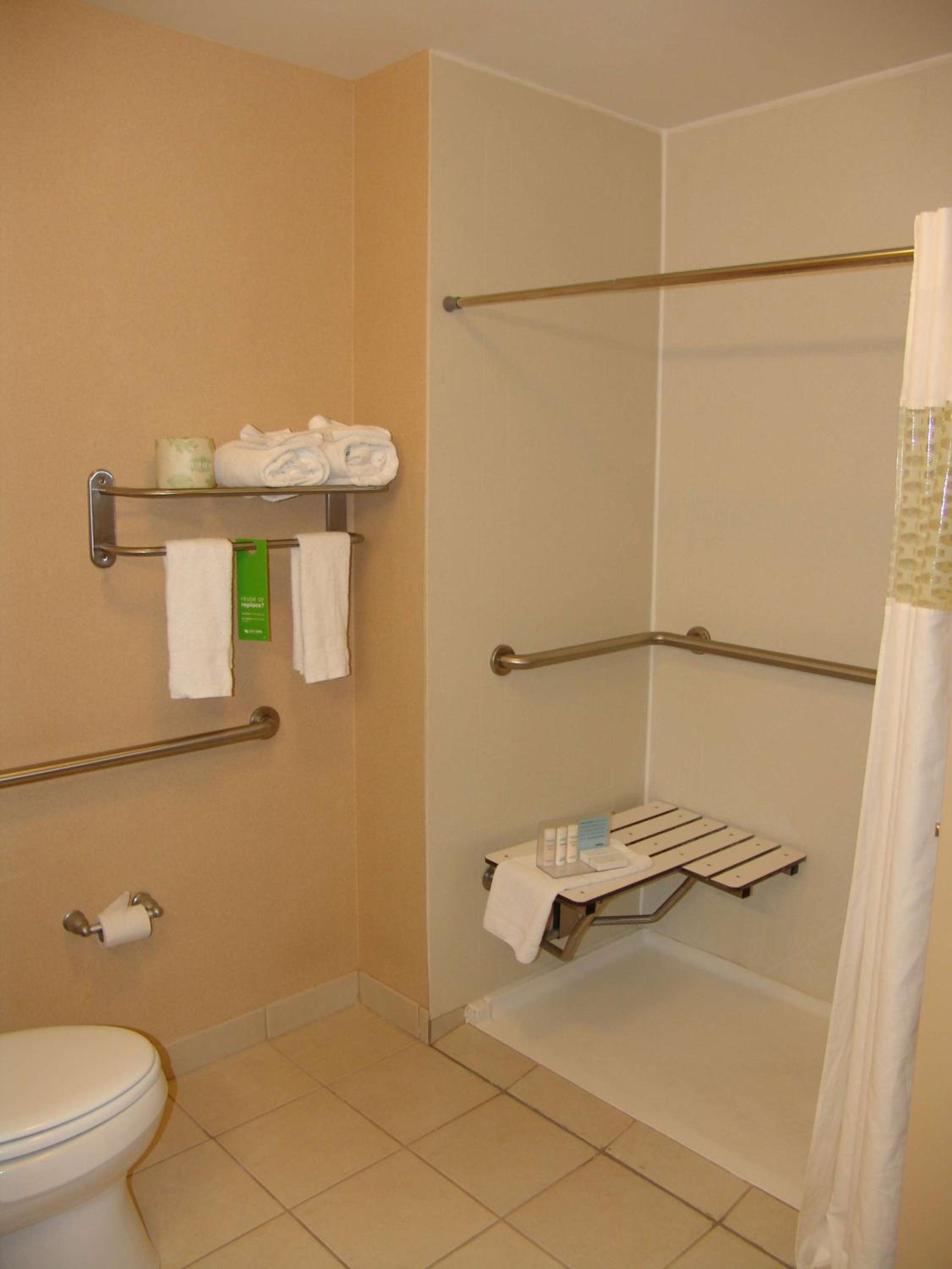 Garden City Vacations - Hampton Inn Garden City - Property Image 7
