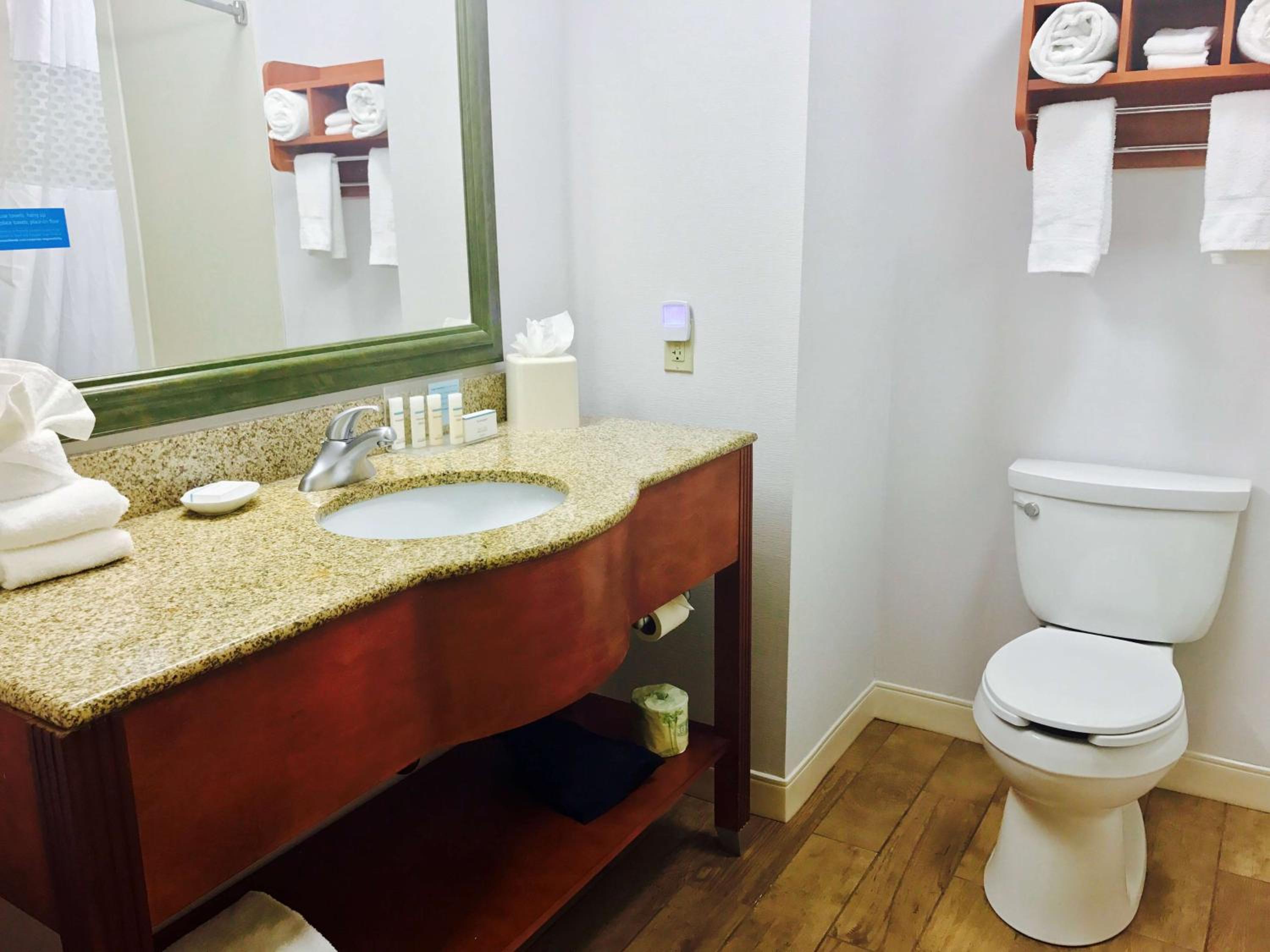 Garden City Vacations - Hampton Inn Garden City - Property Image 9