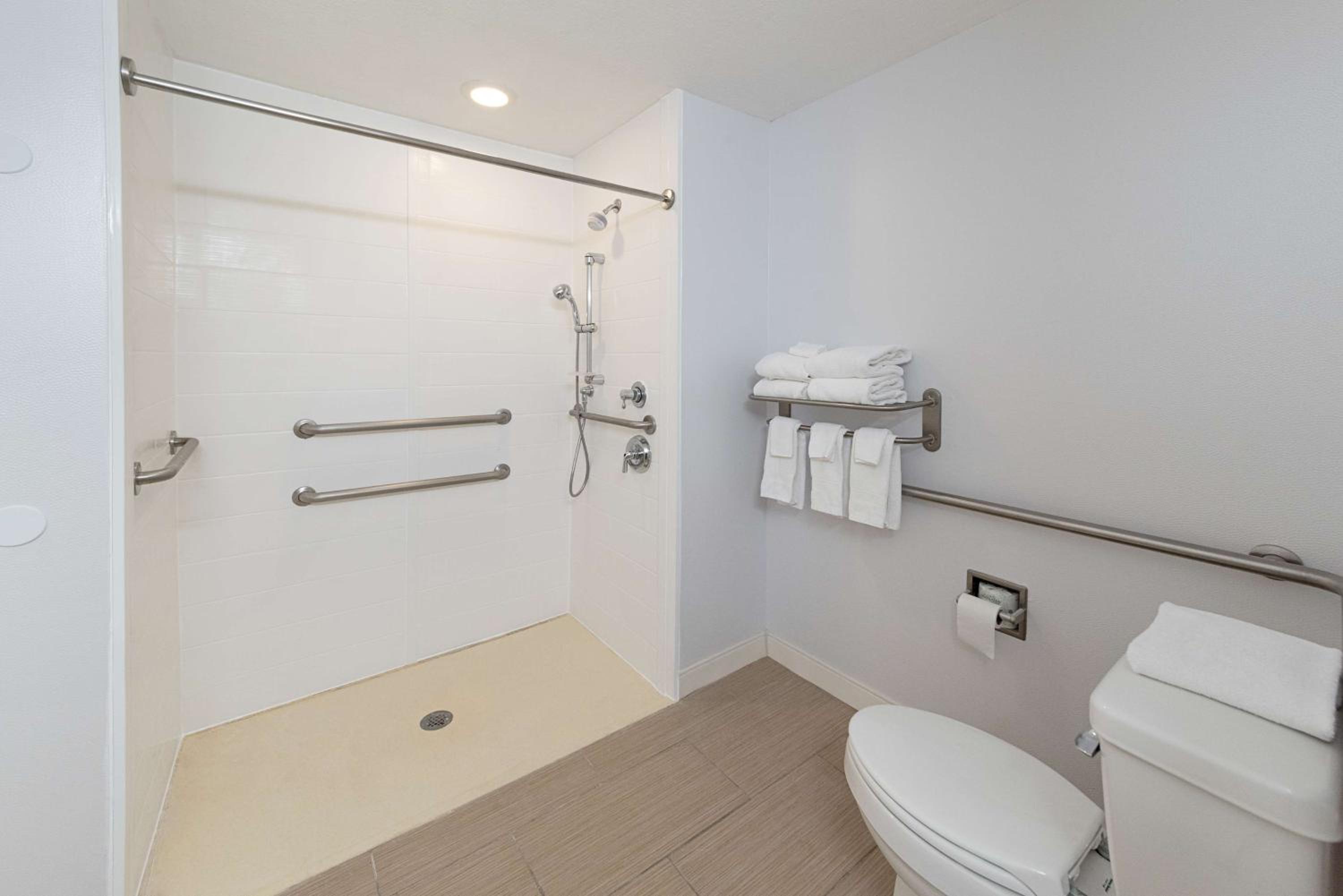 Hampton Inn Greenfield - Property Image 44