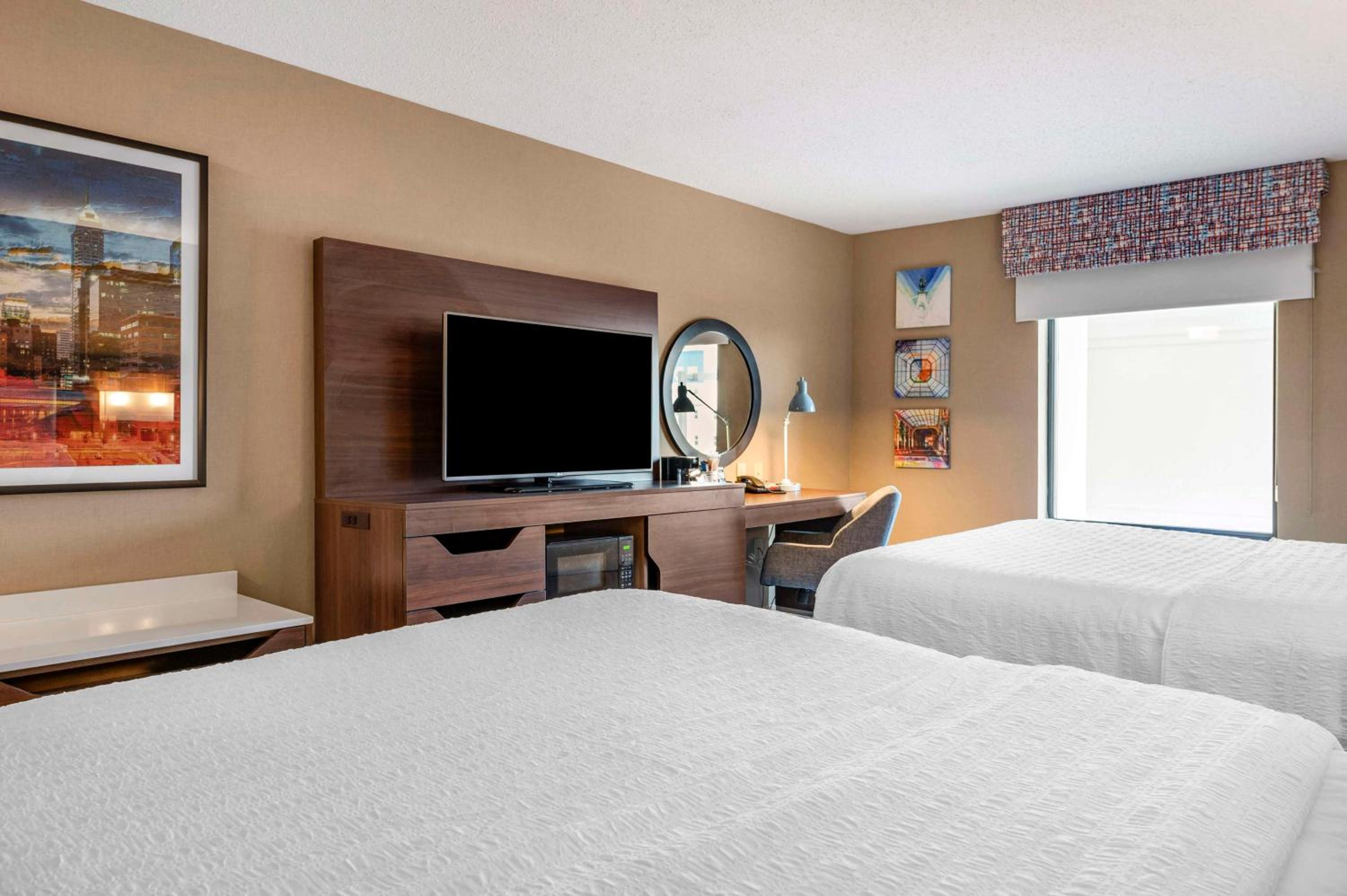 Hampton Inn Greenfield - Property Image 56