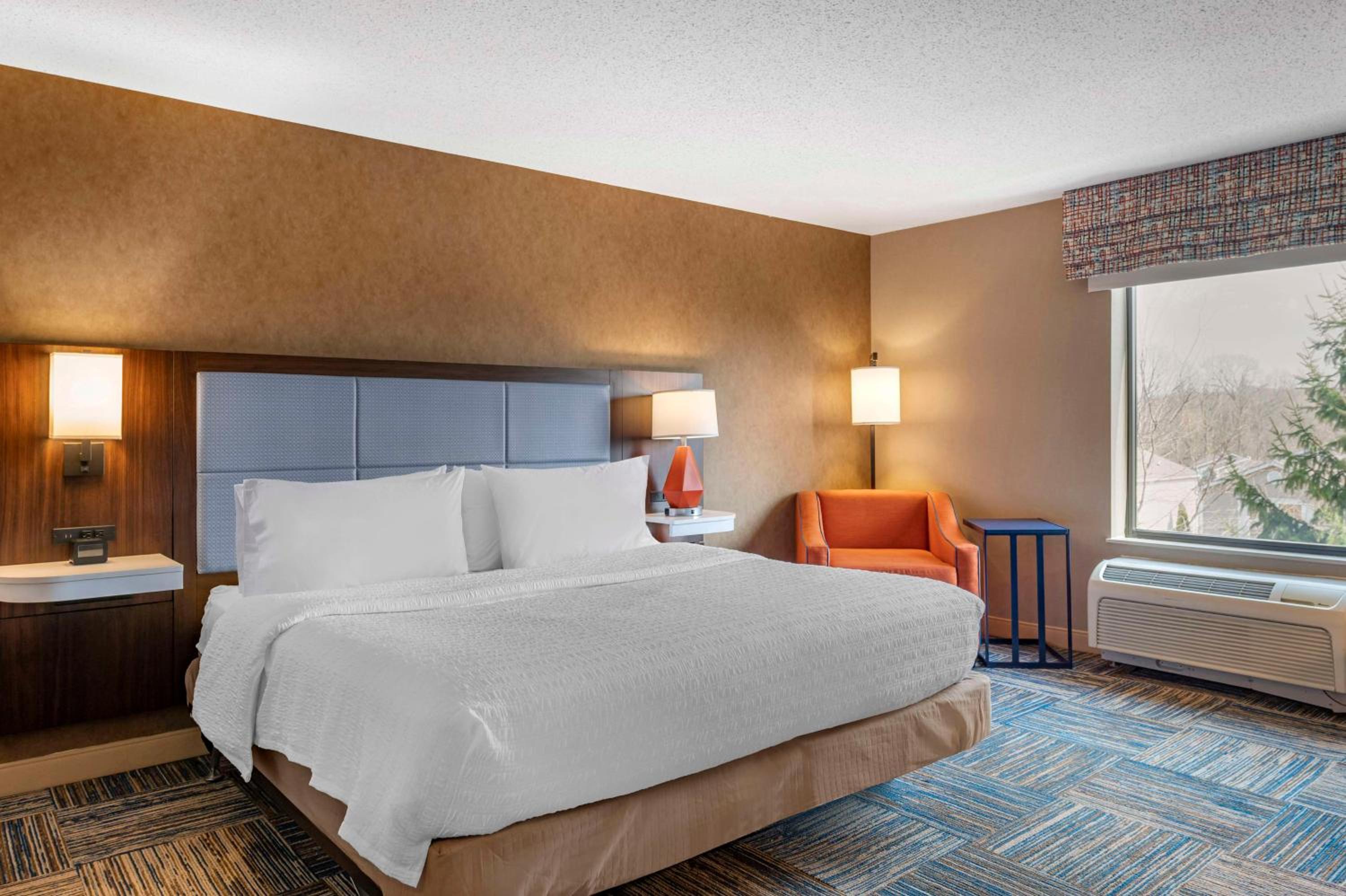 Hampton Inn Greenfield - Property Image 39