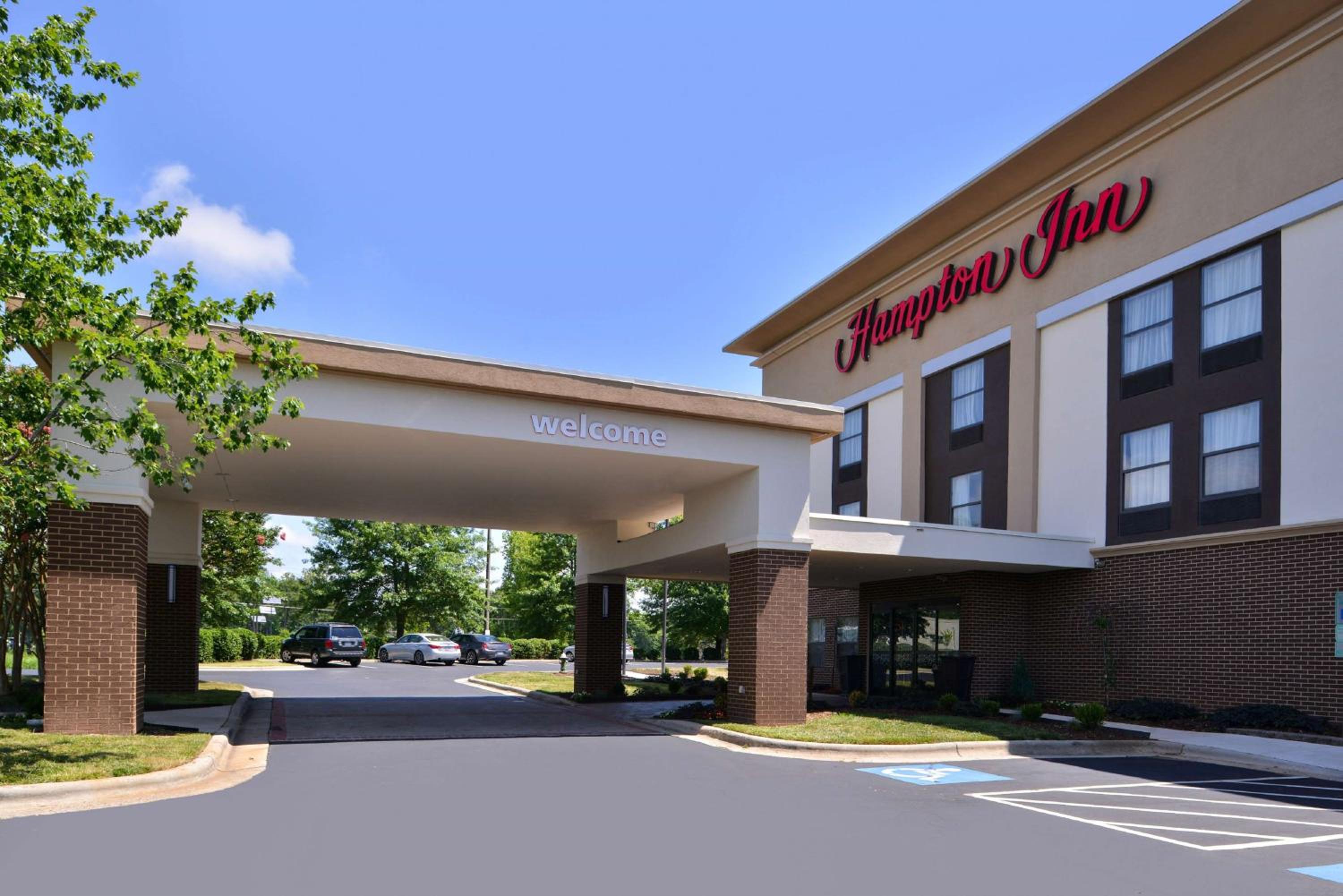 Hotel Hampton Inn Greensboro East / McLeansville - Image 1