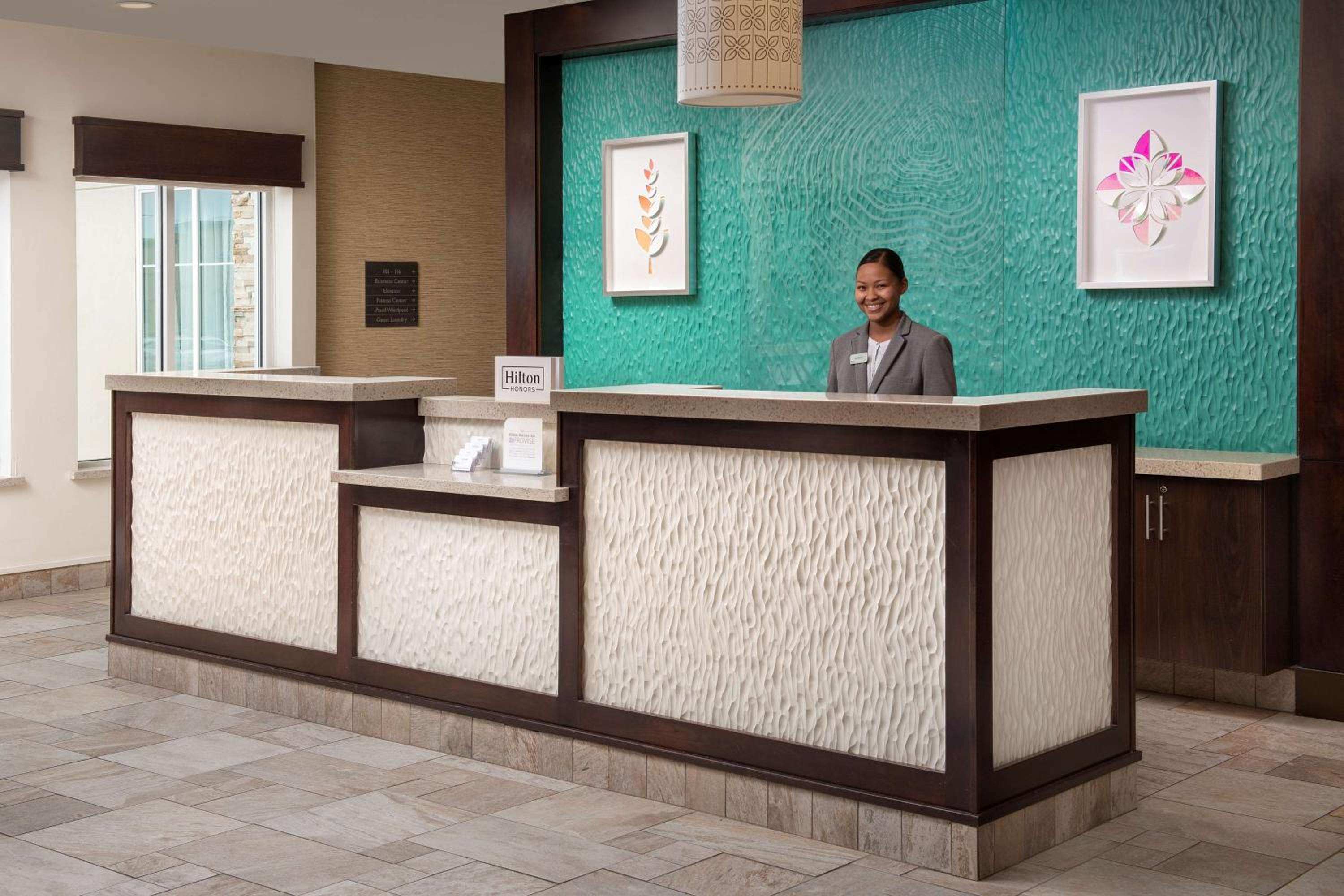 Gallup Vacations - Hilton Garden Inn Gallup - Property Image 3