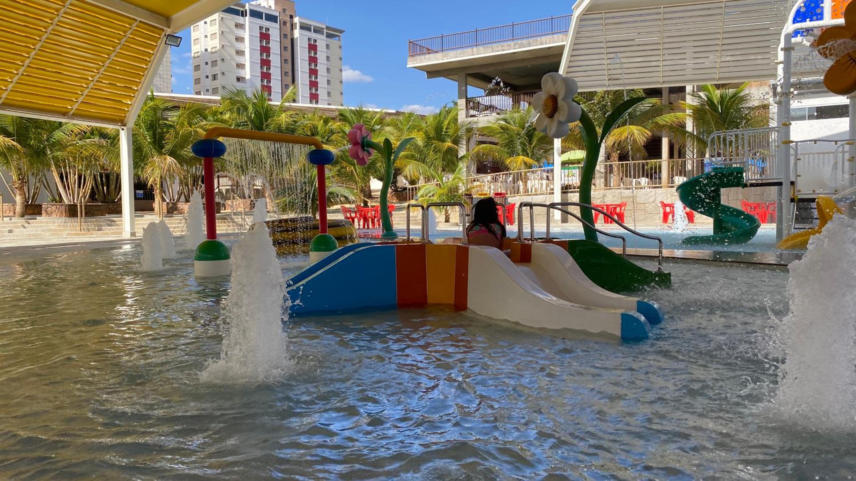 Spazzio diRoma com acesso ao Acqua Park, Splash e Slide