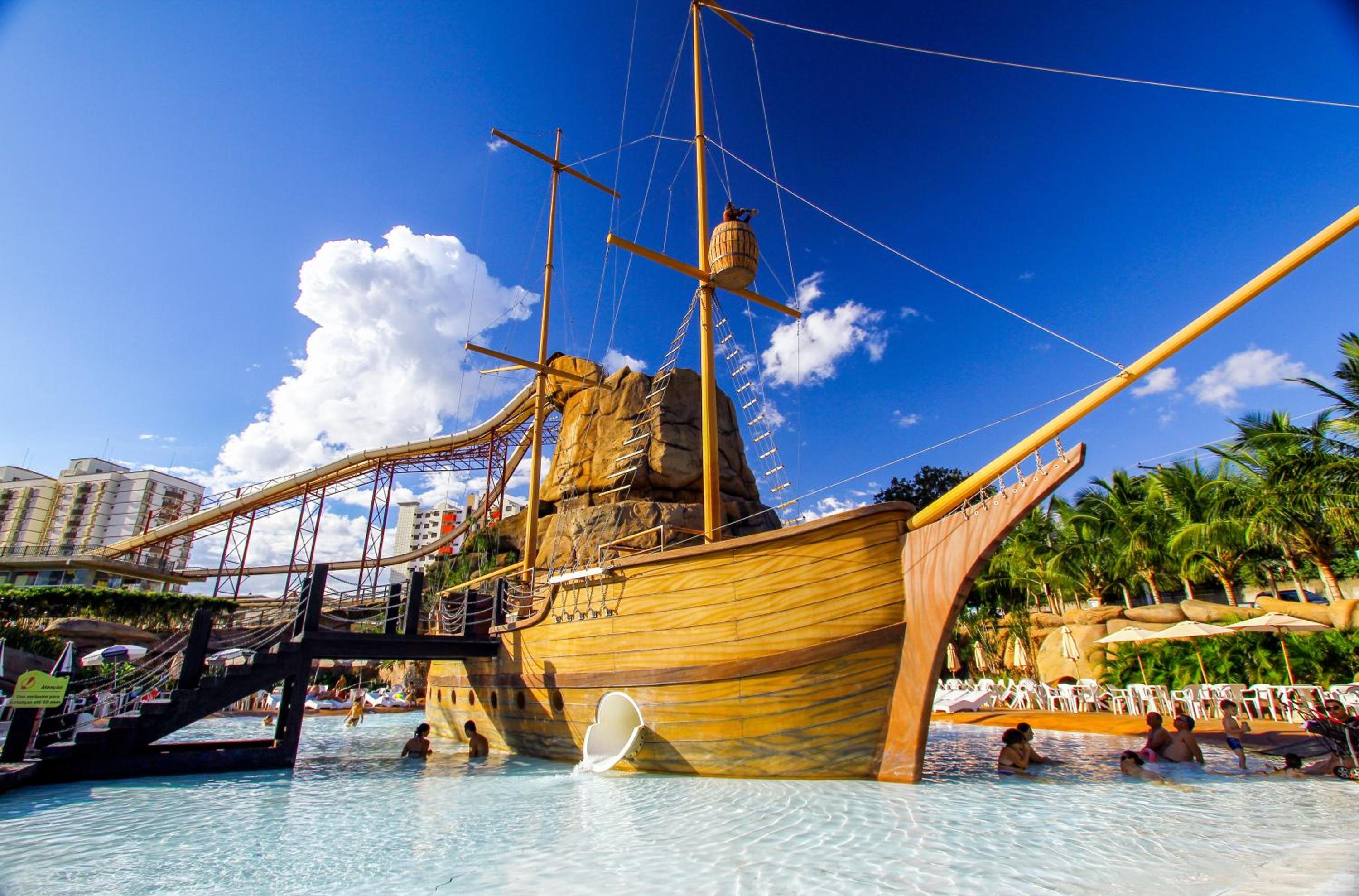 Spazzio diRoma com acesso ao Acqua Park, Splash e Slide