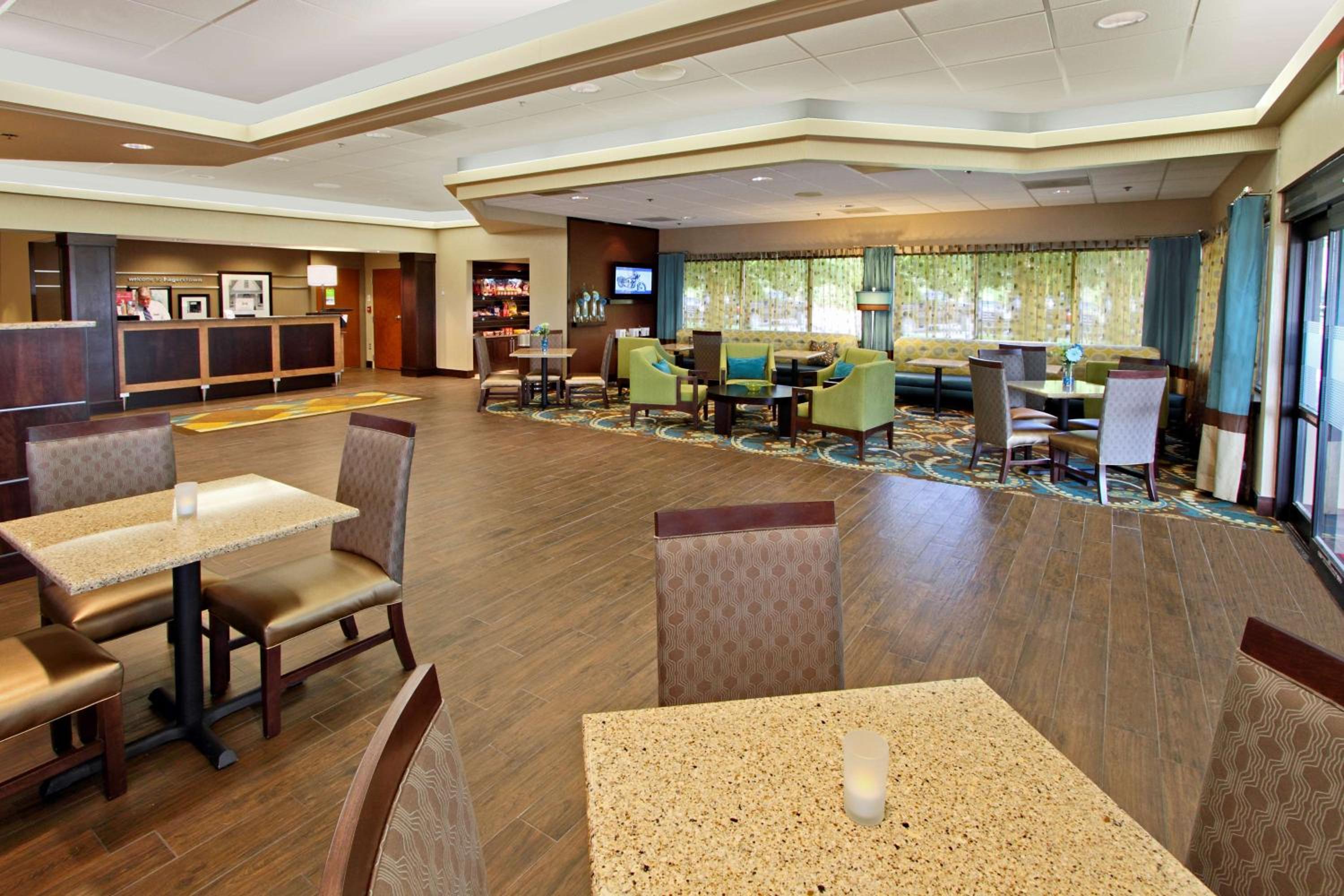 Hagerstown Vacations - Hampton Inn Hagerstown - Property Image 39