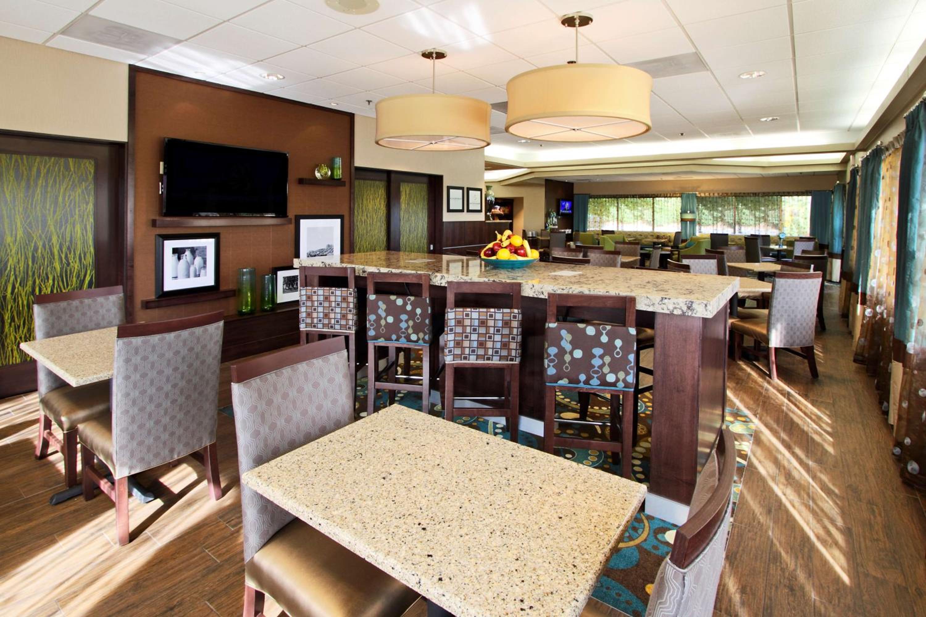 Hagerstown Vacations - Hampton Inn Hagerstown - Property Image 37