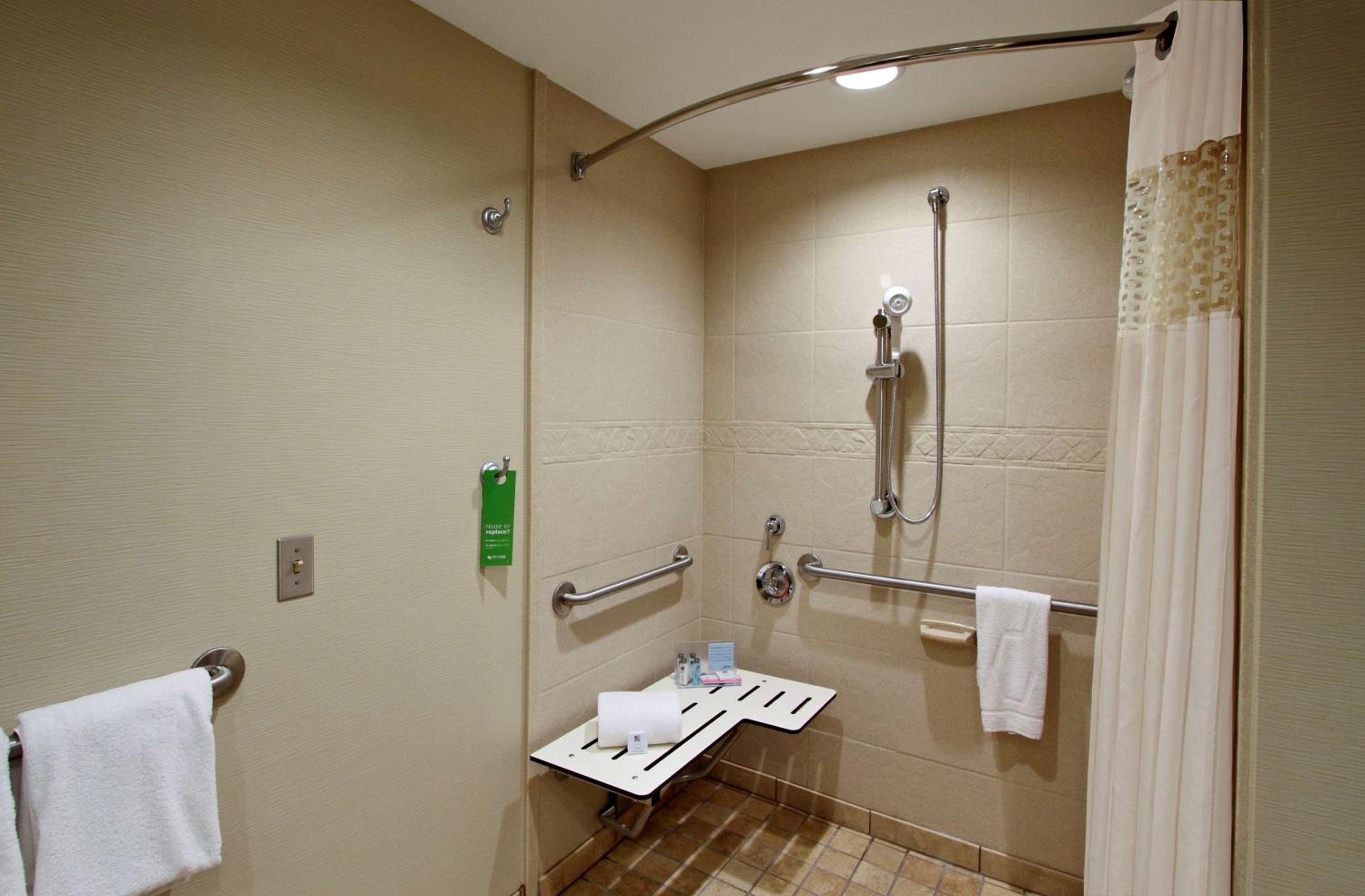 Hagerstown Vacations - Hampton Inn Hagerstown - Property Image 12