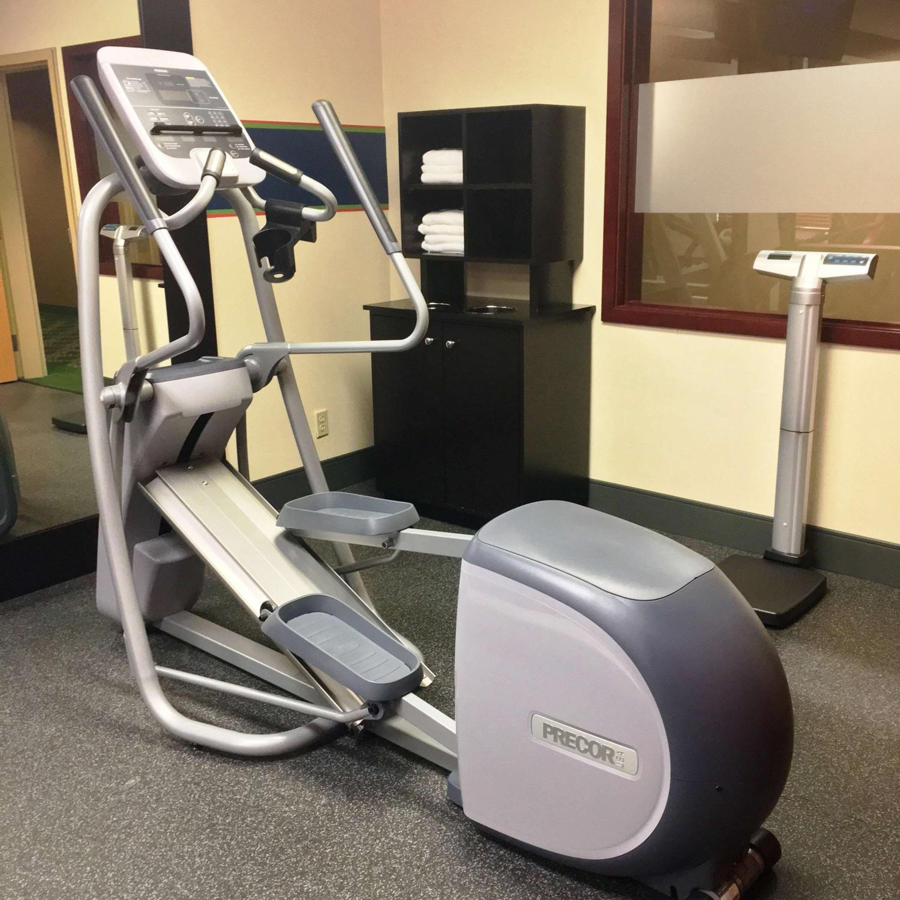 Hays Vacations - Hampton Inn Hays-North of I-70 - Property Image 2