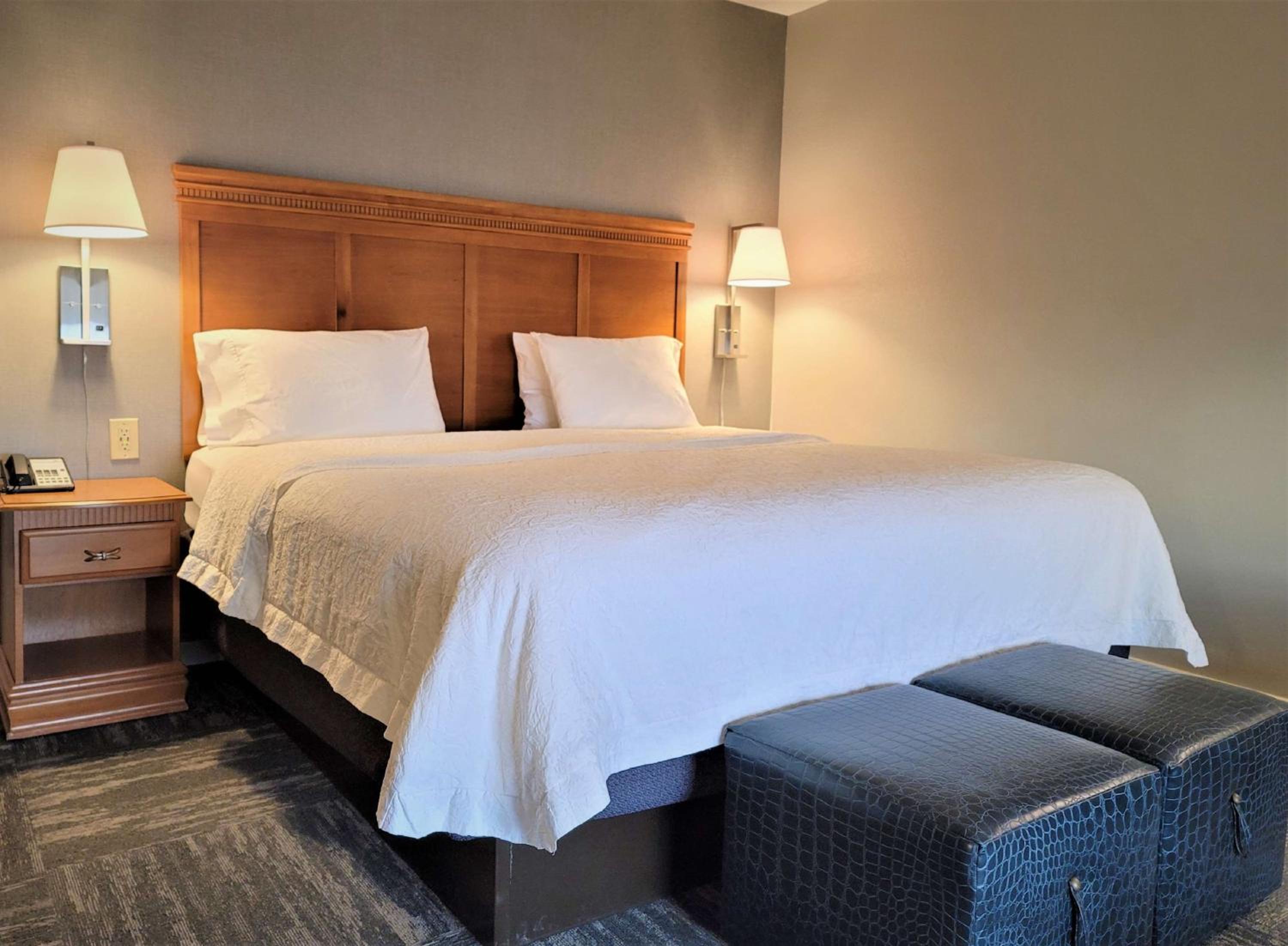 Hays Vacations - Hampton Inn Hays-North of I-70 - Property Image 7