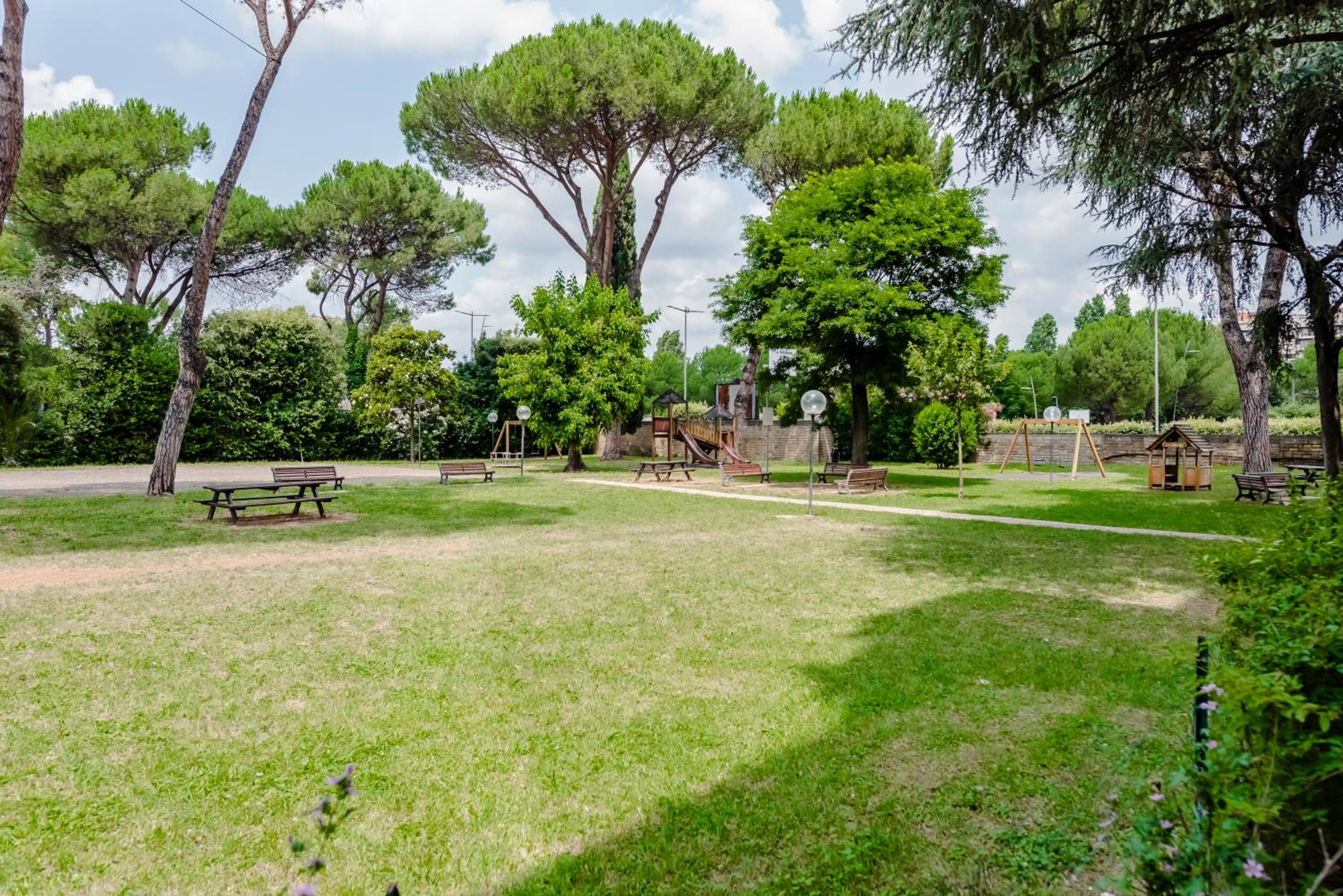 RESIDENZA ERES EUR