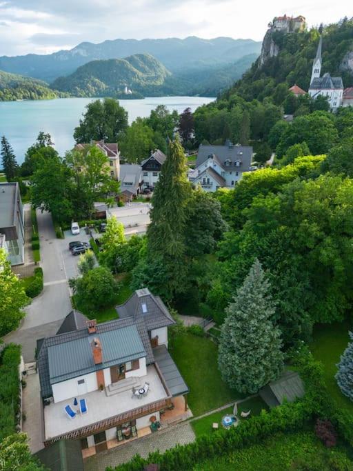 UpArt Bled