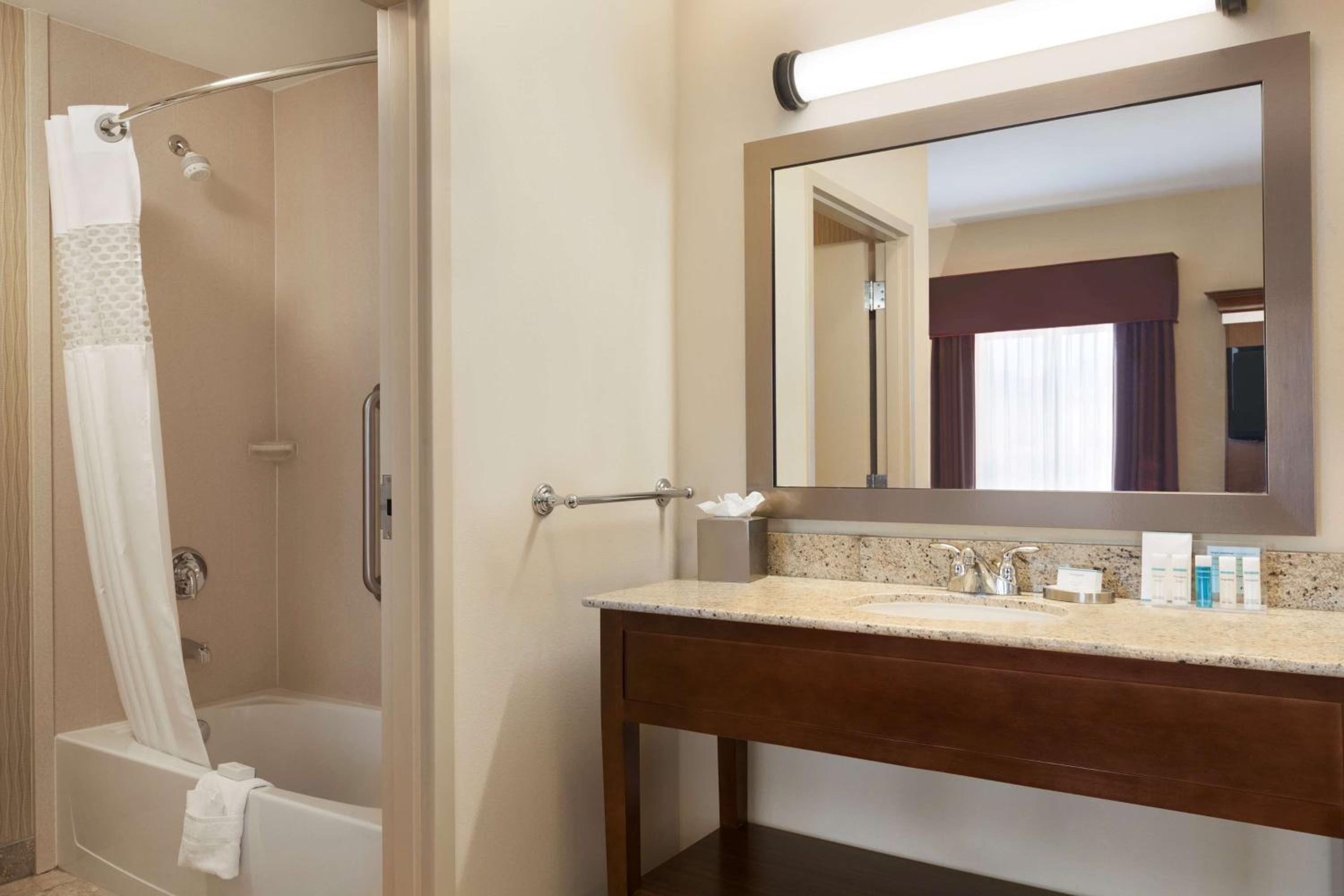 Hampton Inn & Suites Williston