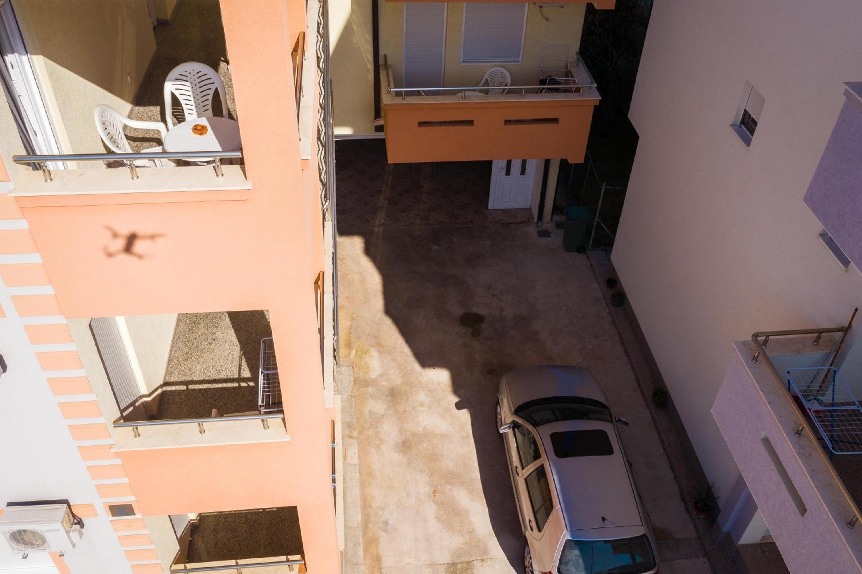 Apartments Leyla