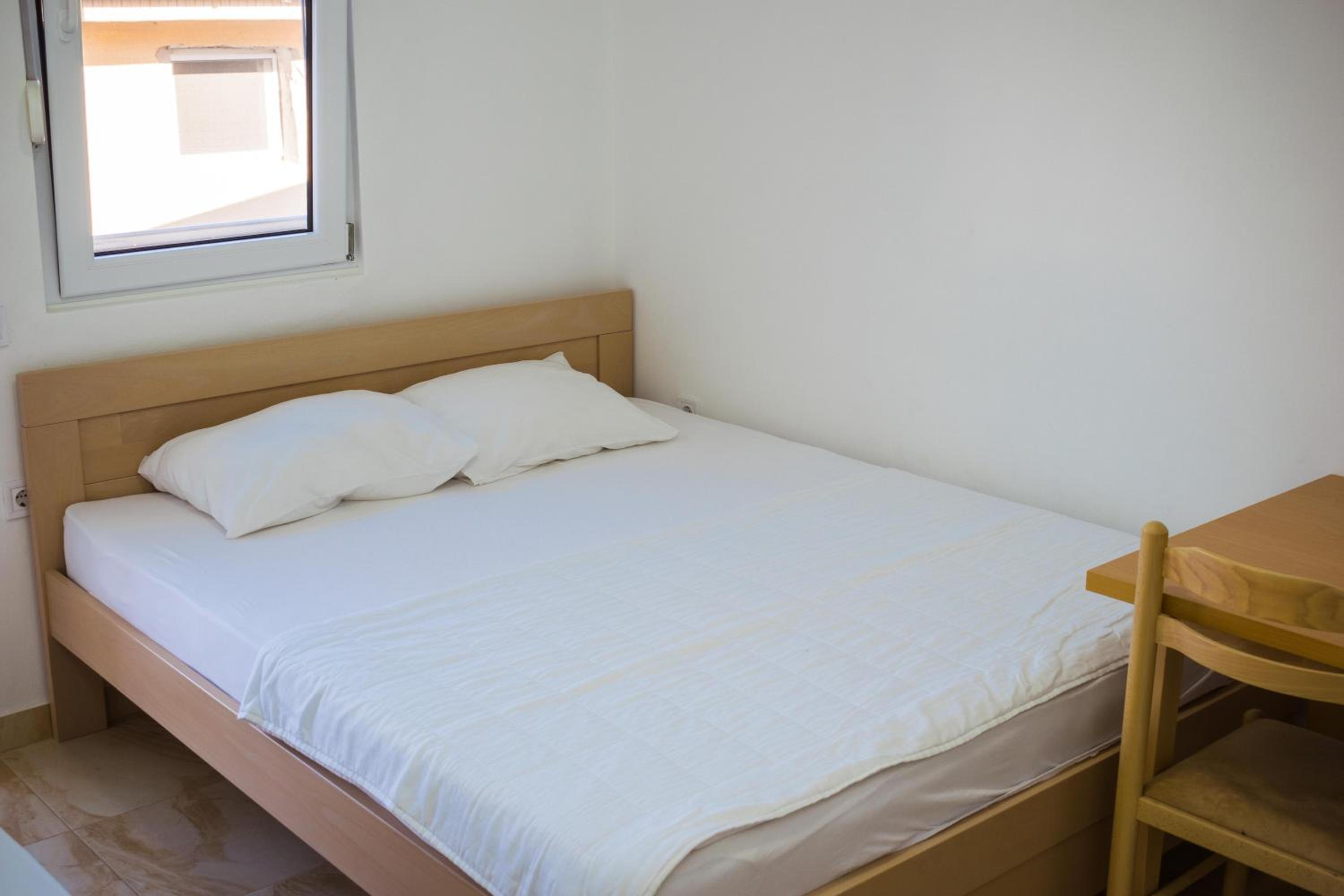 Apartments Leyla