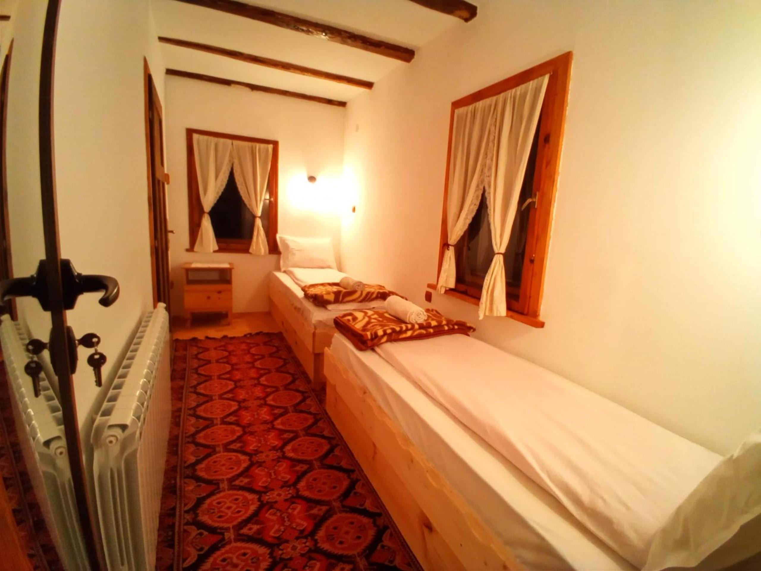 Villa Lyutovi Holiday Home