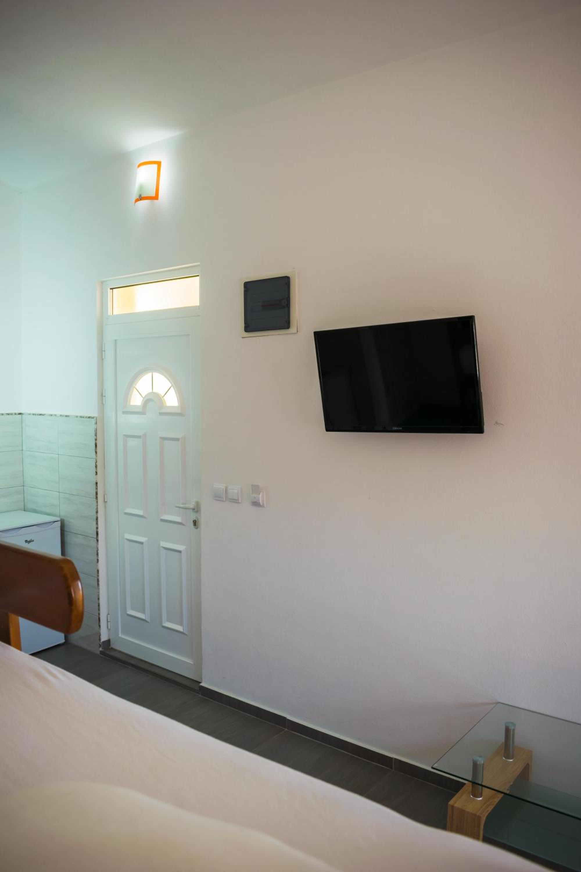 Apartments Leyla