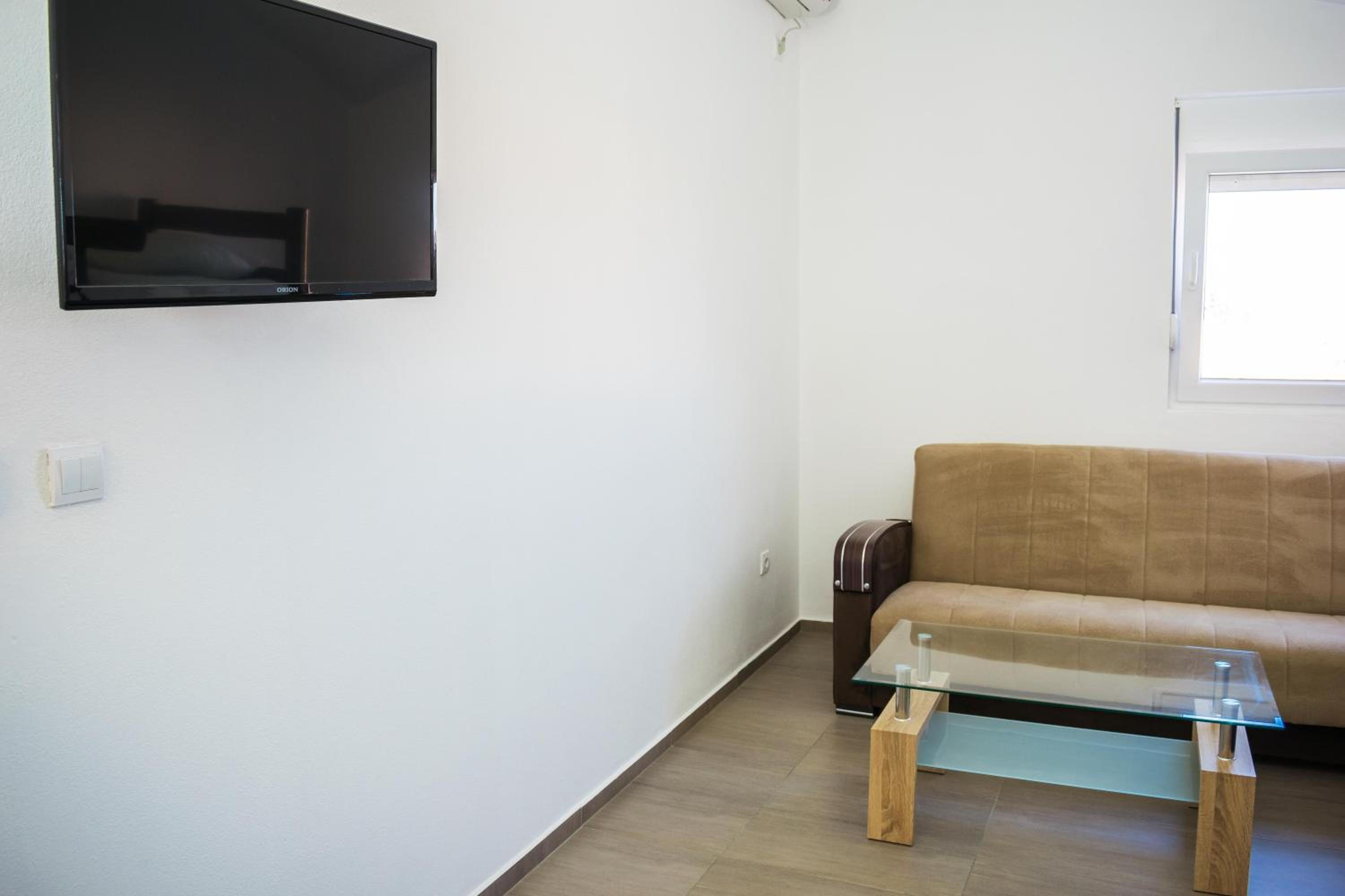 Apartments Leyla