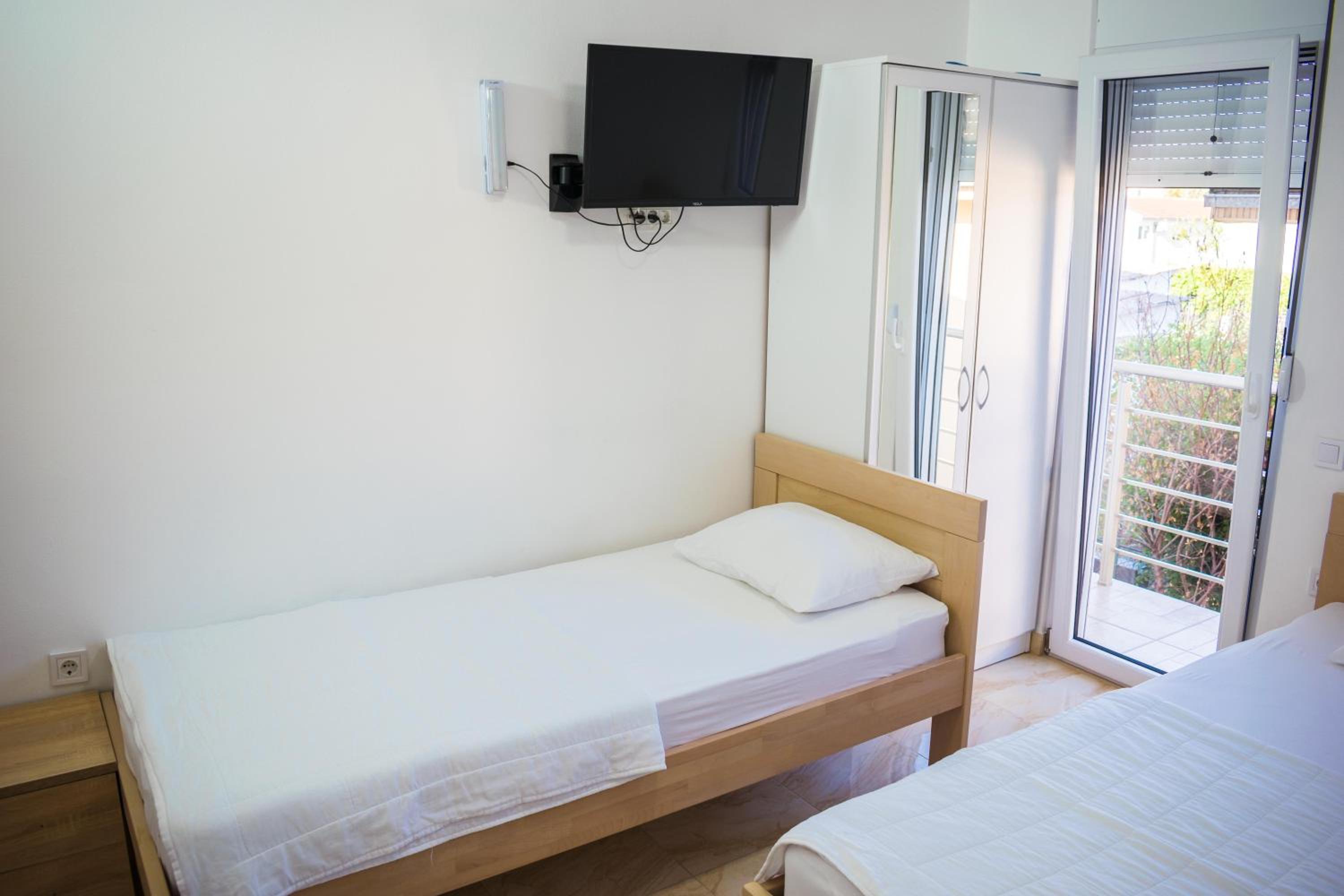 Apartments Leyla