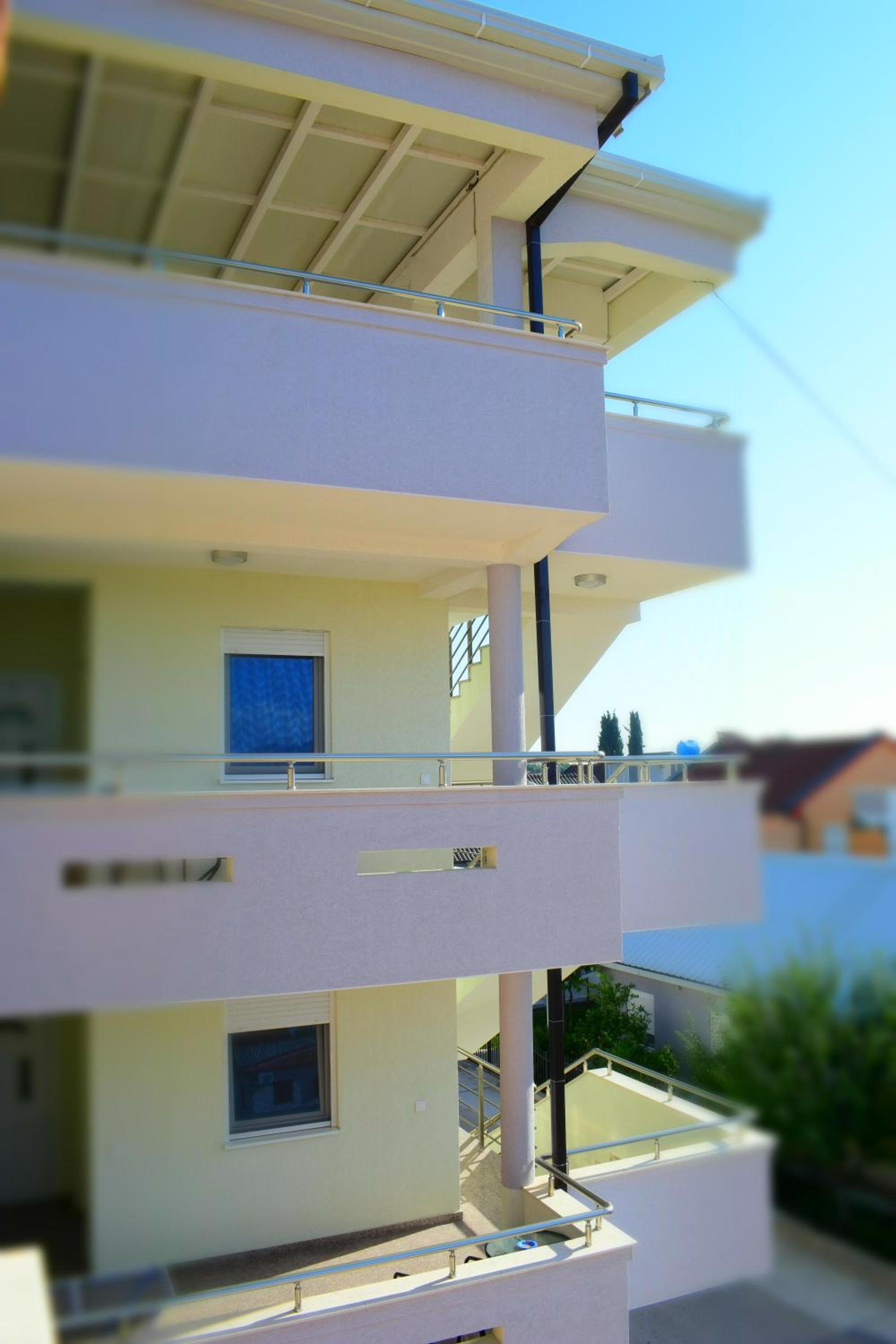 Apartments Leyla