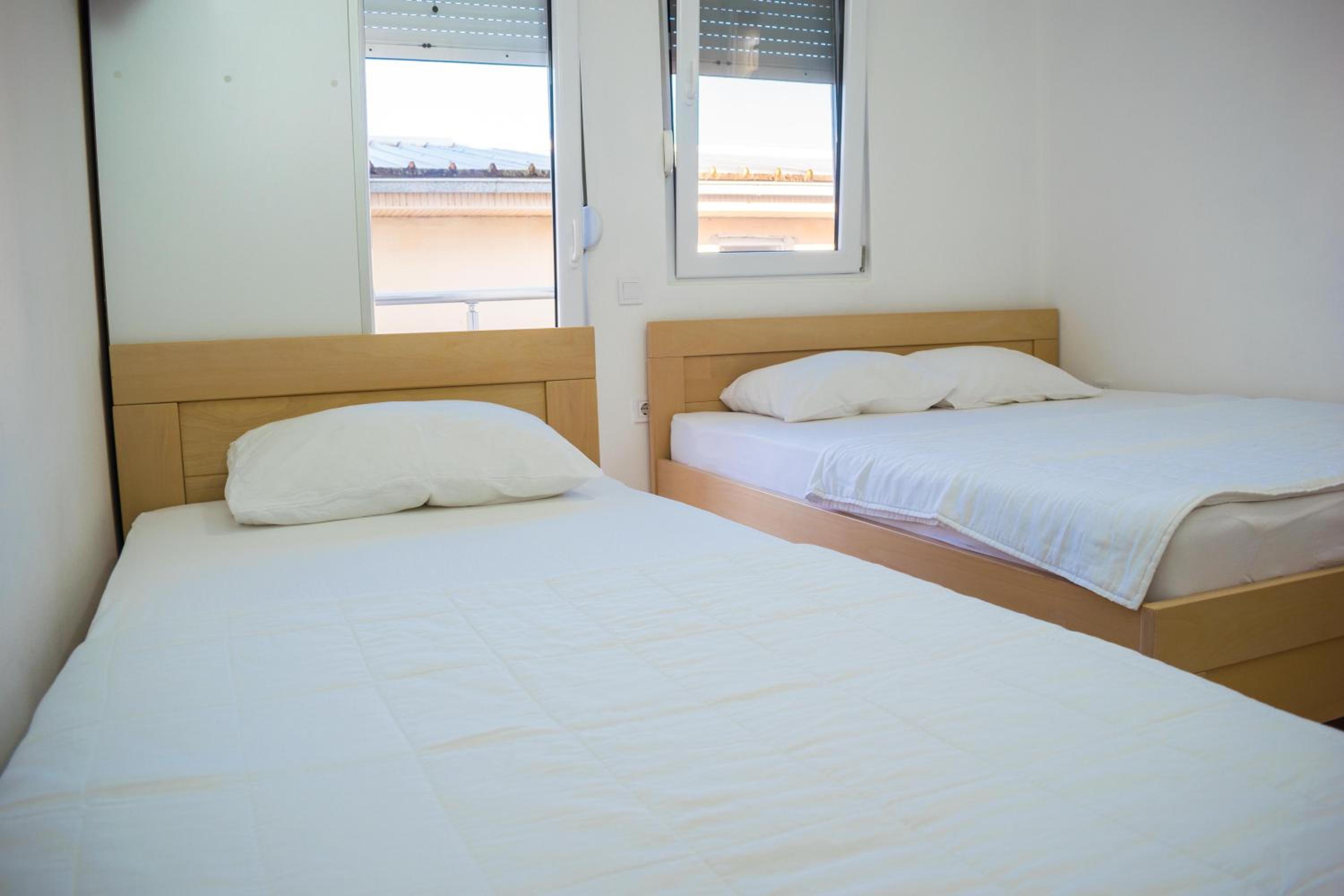 Apartments Leyla