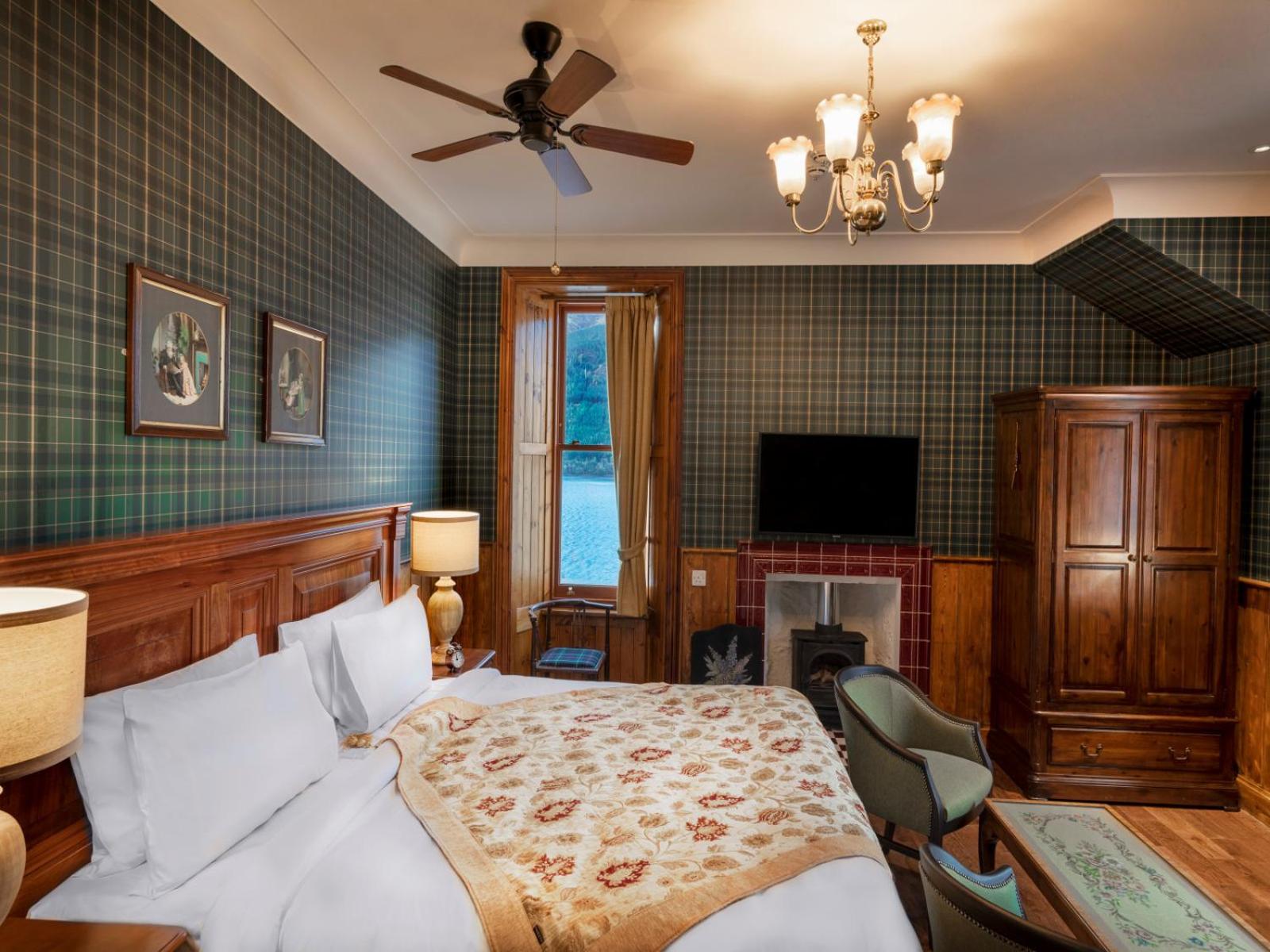 The Whispering Pine Lodge