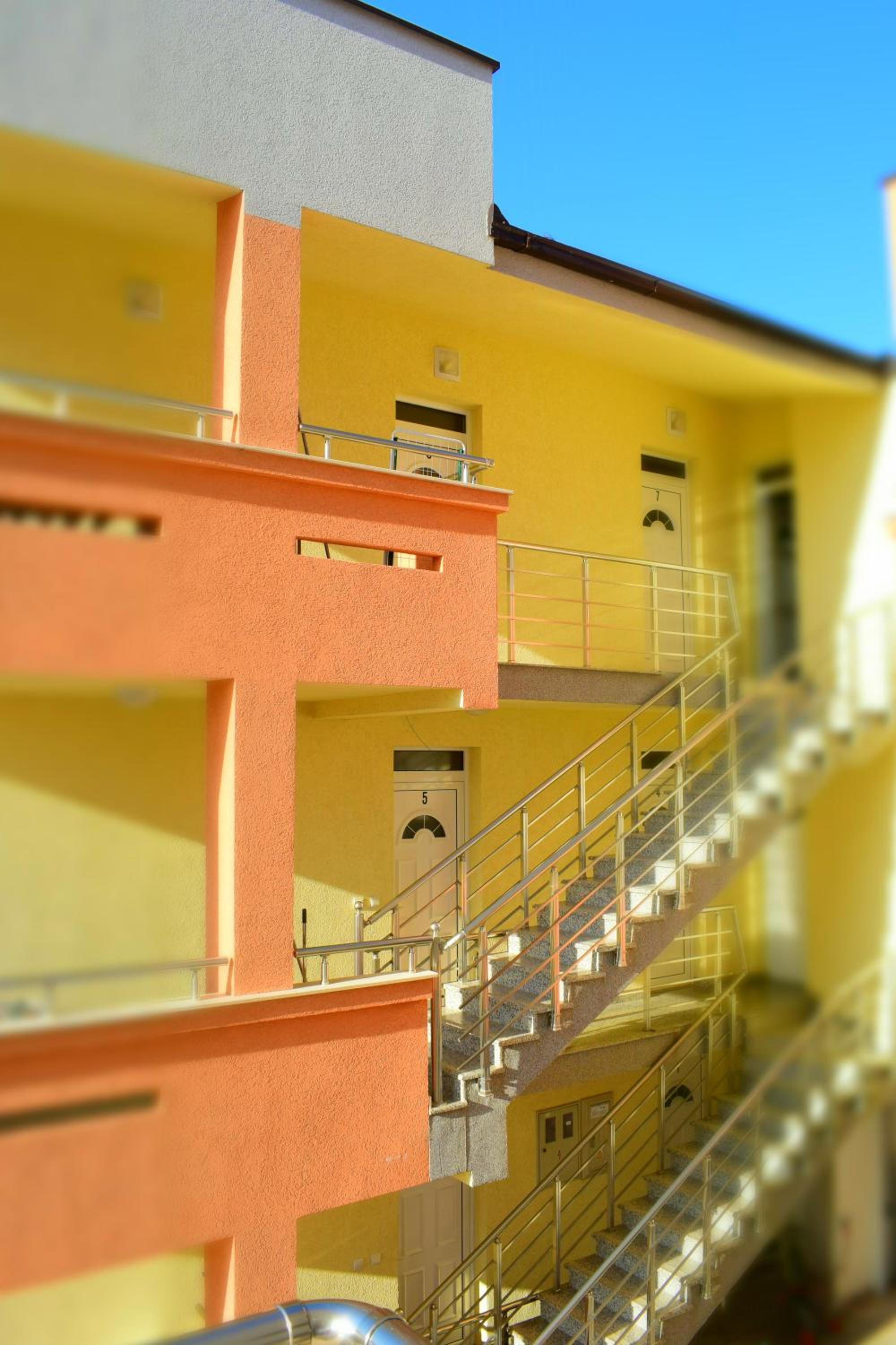 Apartments Leyla